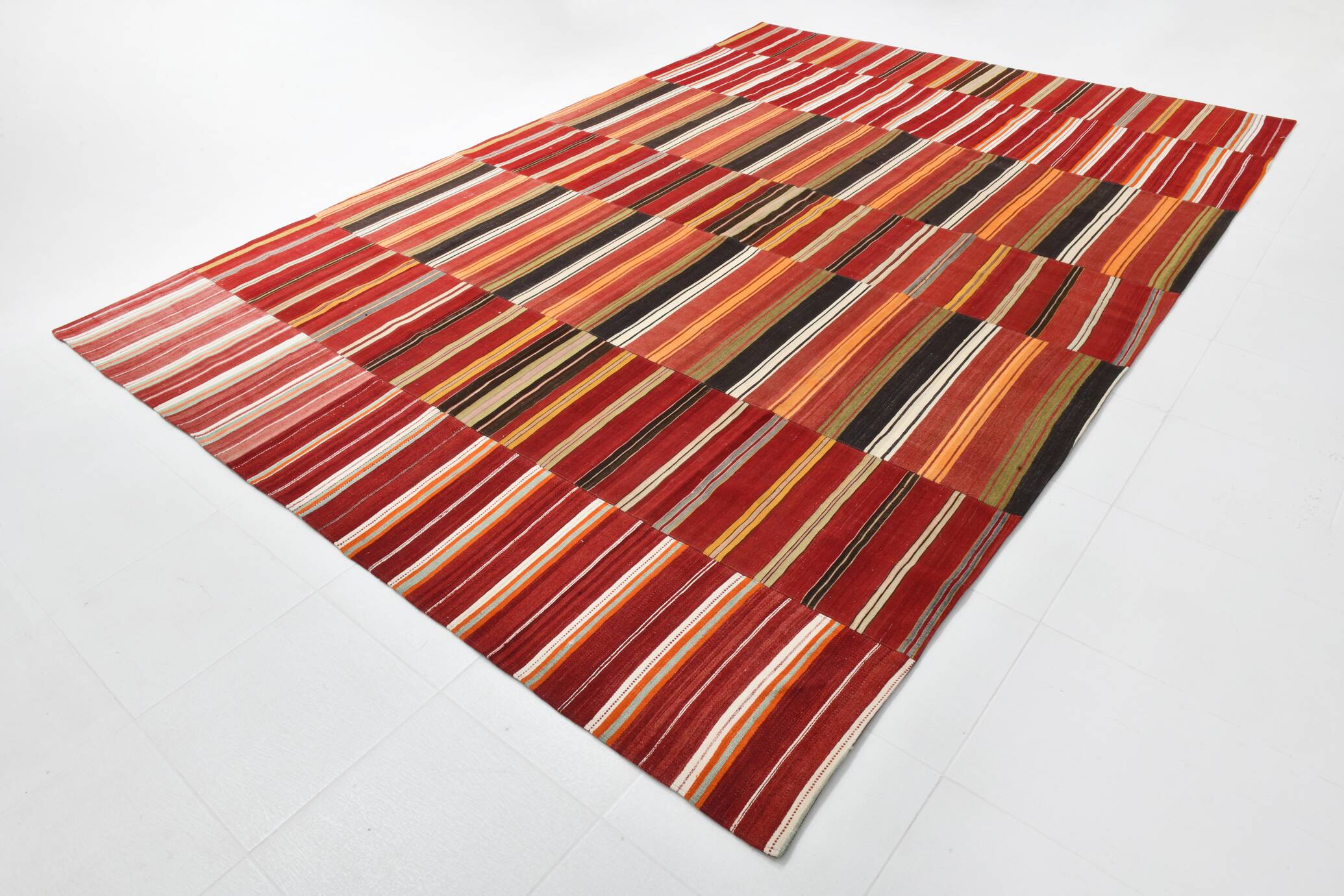 Red & Green Striped Pattern Turkish Kilim Rug, 270x383Cm