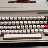 Underwood 319 typewriter