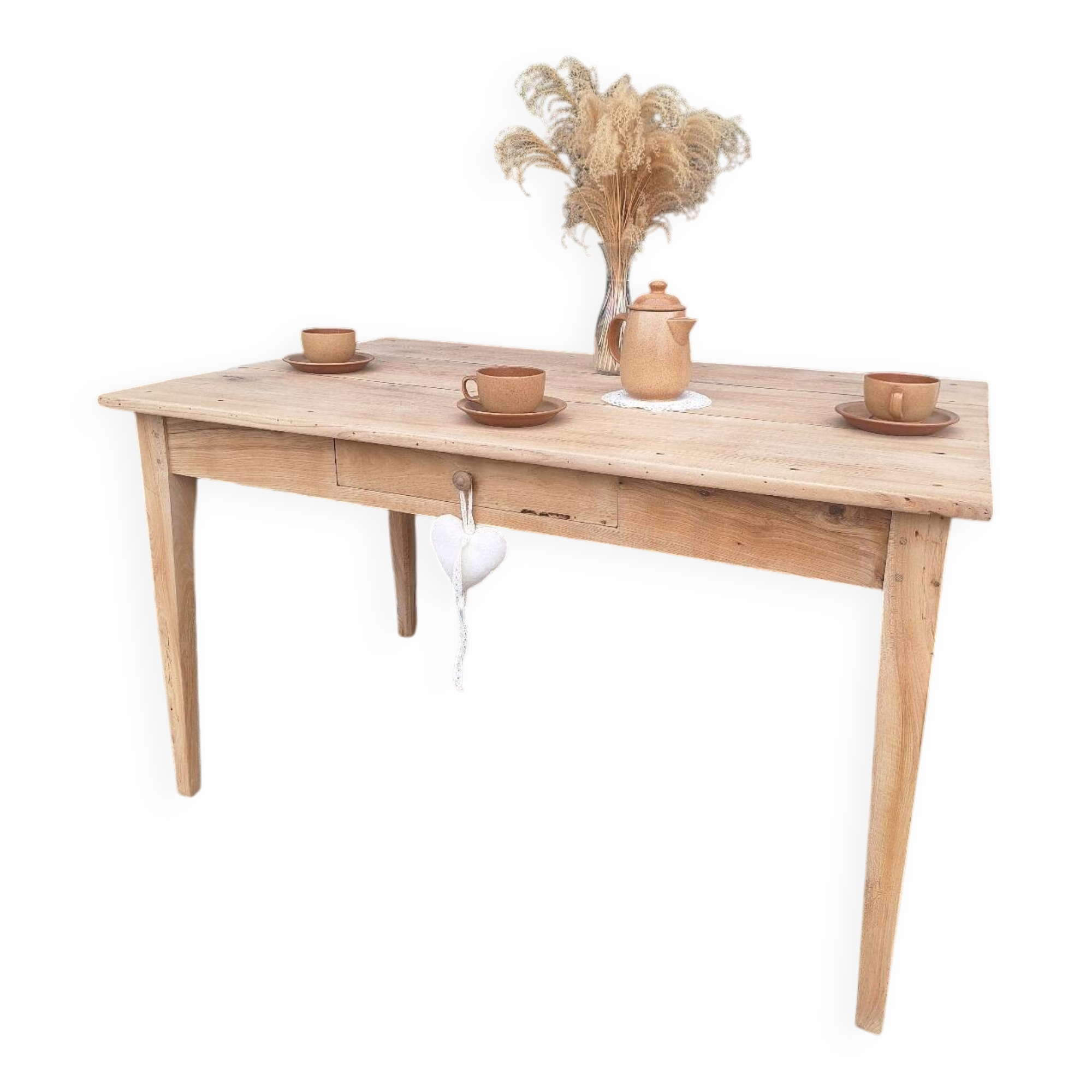 Farm table