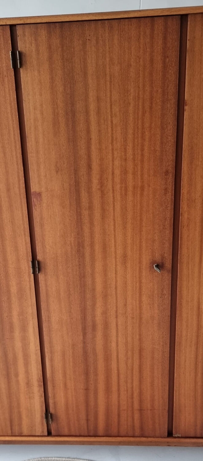 Armoire du milieu du siècle