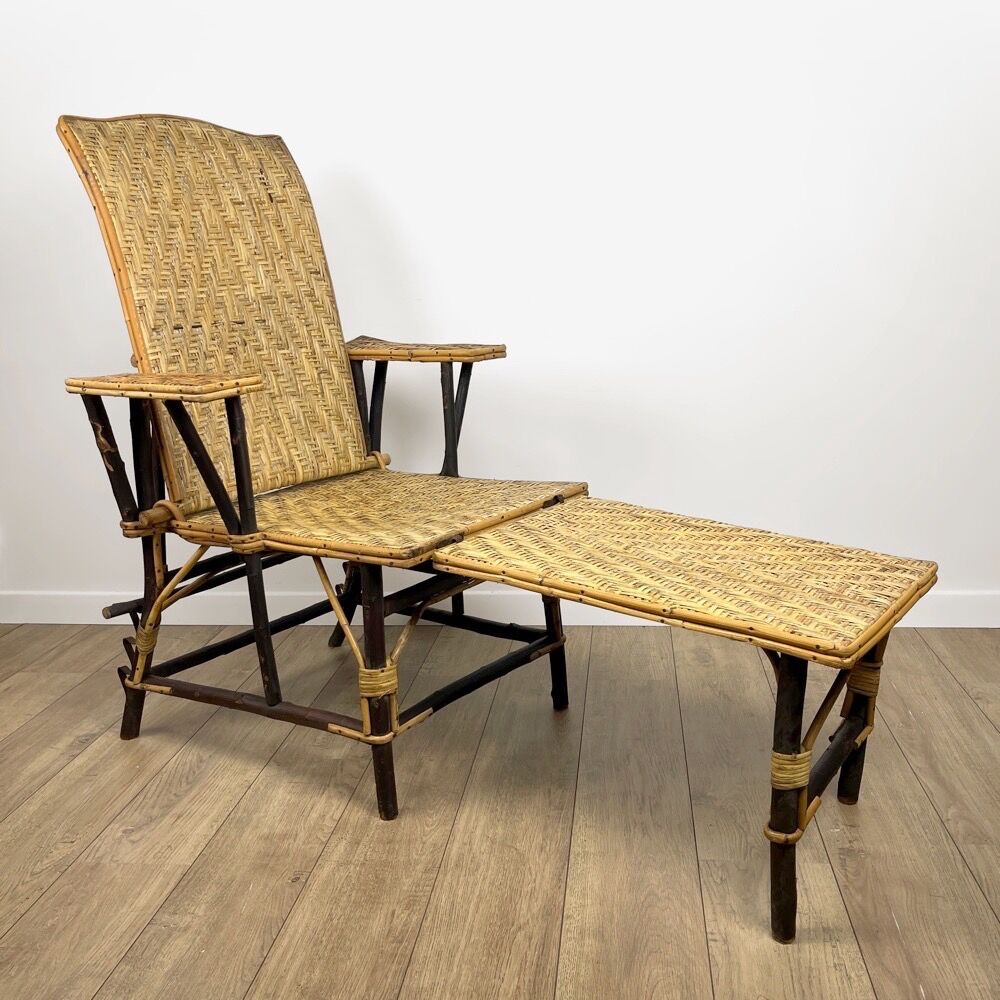 Antique chaise longue in wicker and hazel 20s