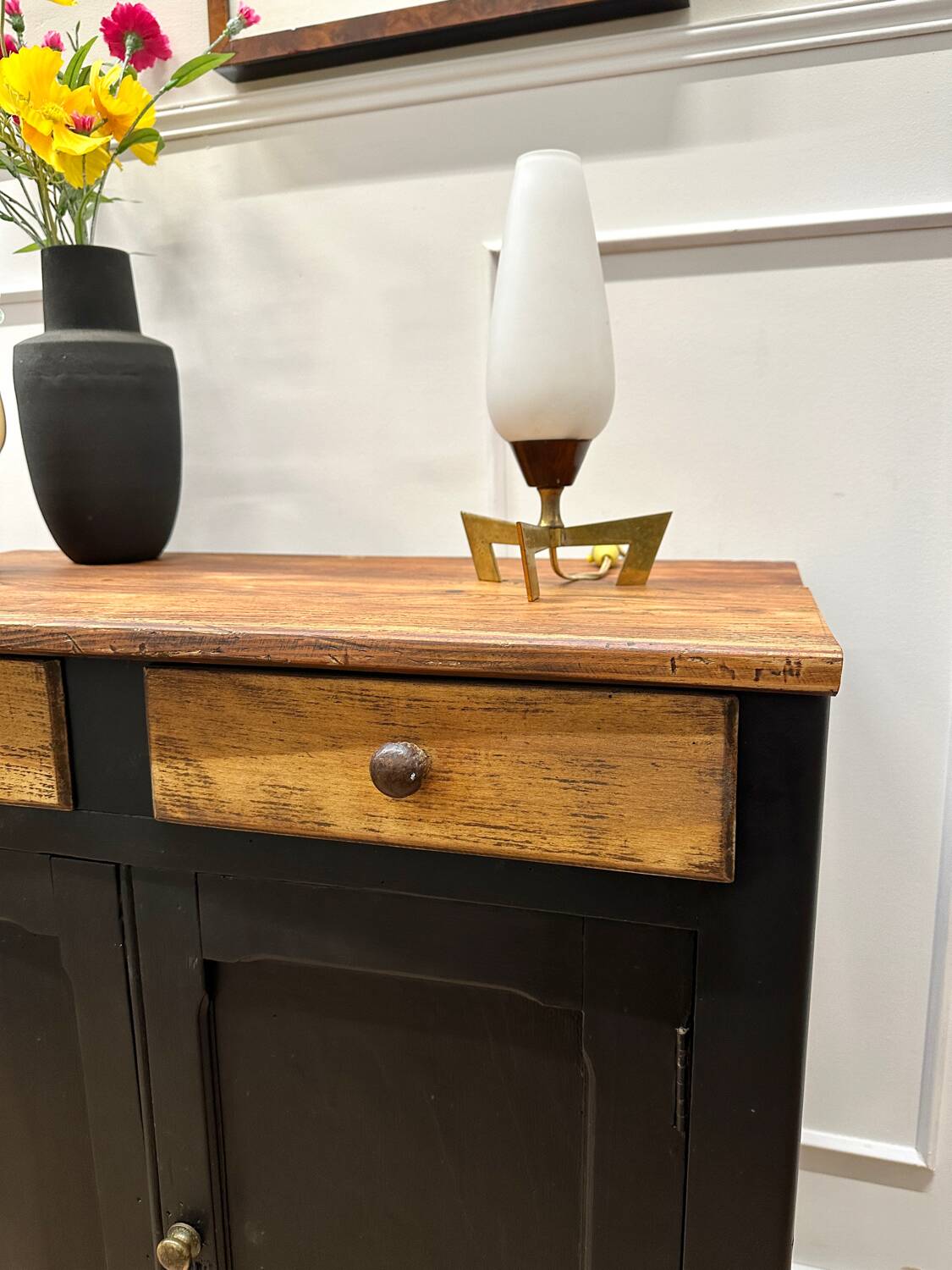 Parisian black and wood sideboard