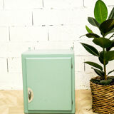 Medicine cabinet vintage