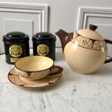 Teapot and lunch 40/50s