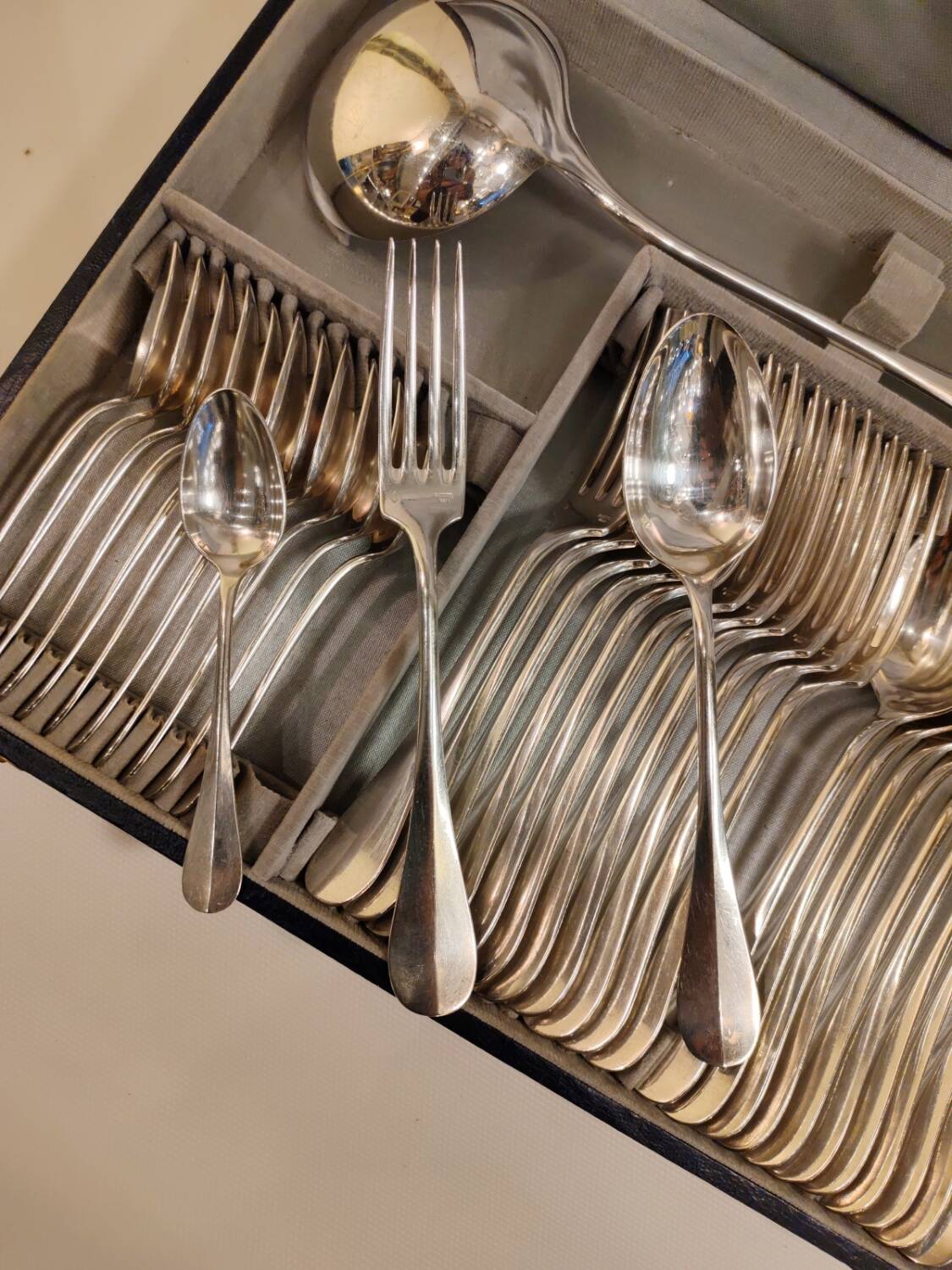 Cutlery set in silver plated metal, silver, 37 pieces.