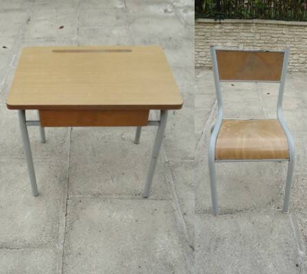 Bureau d’écolier et sa chaise assortie, année 70