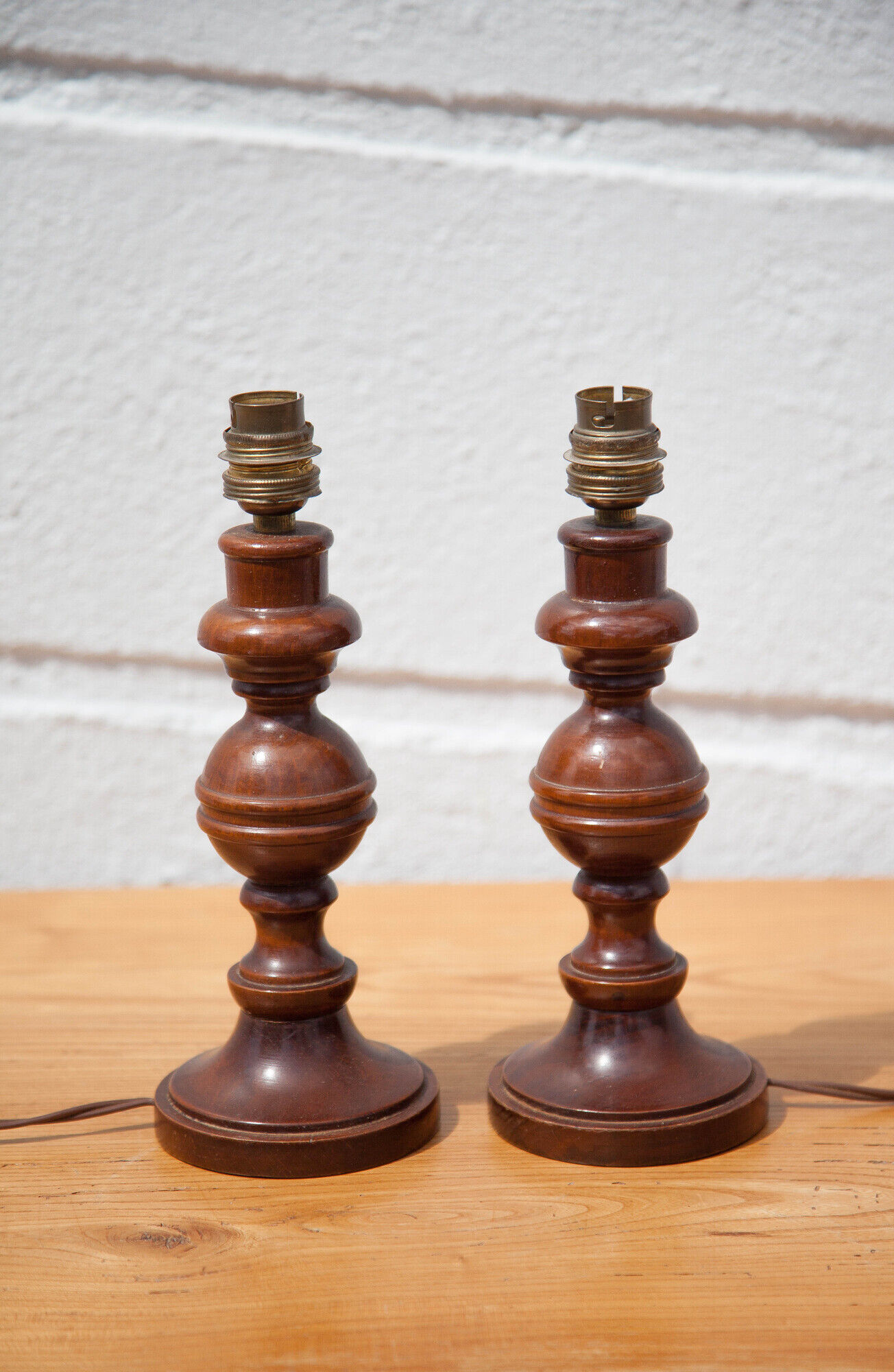 Pair of wood lamp, vintage turned wood lamp foot