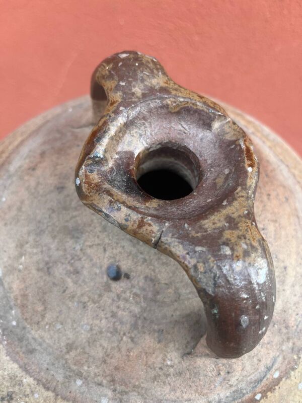 Toule ou bonbonne ancienne