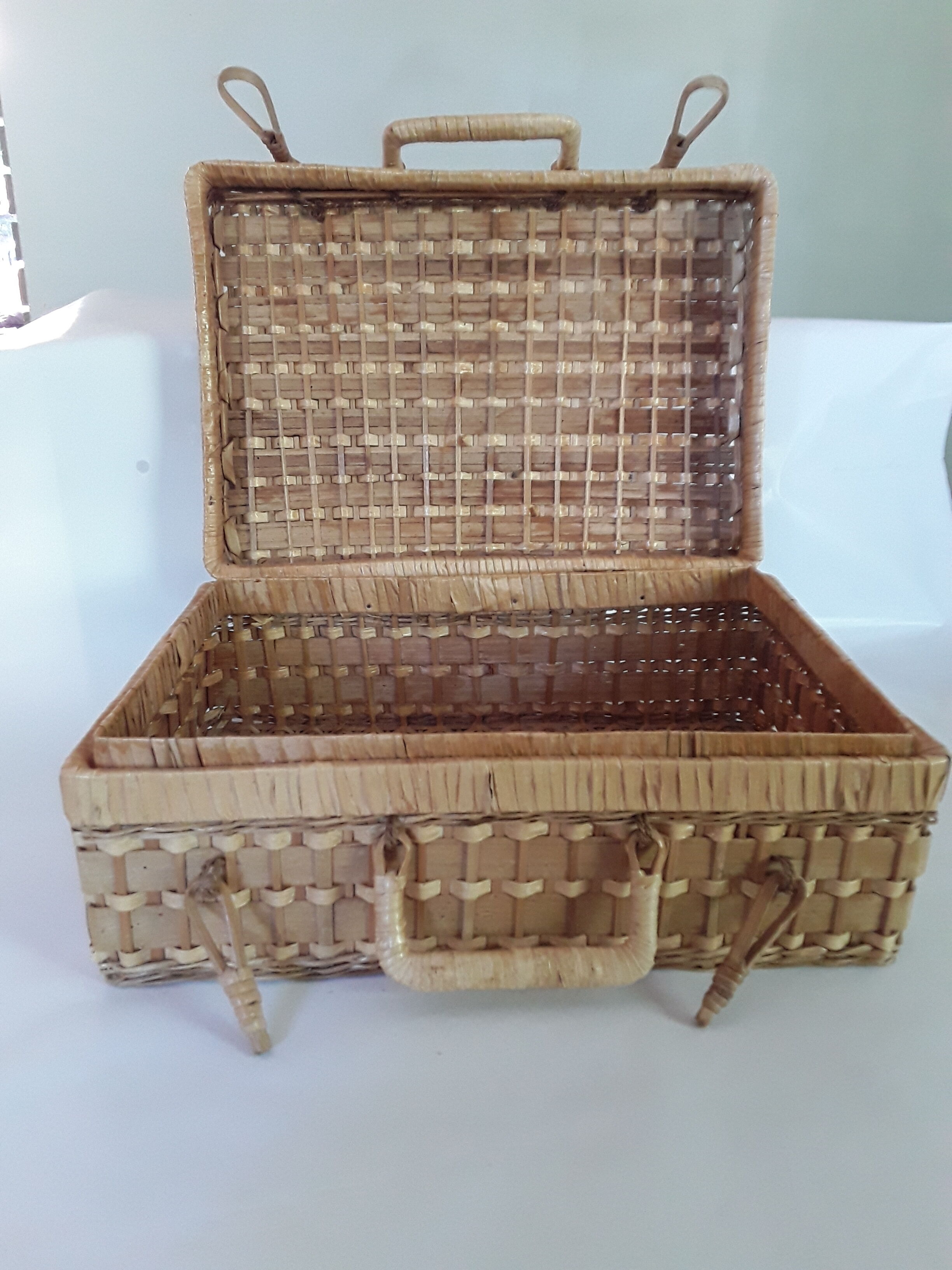 Wicker malette