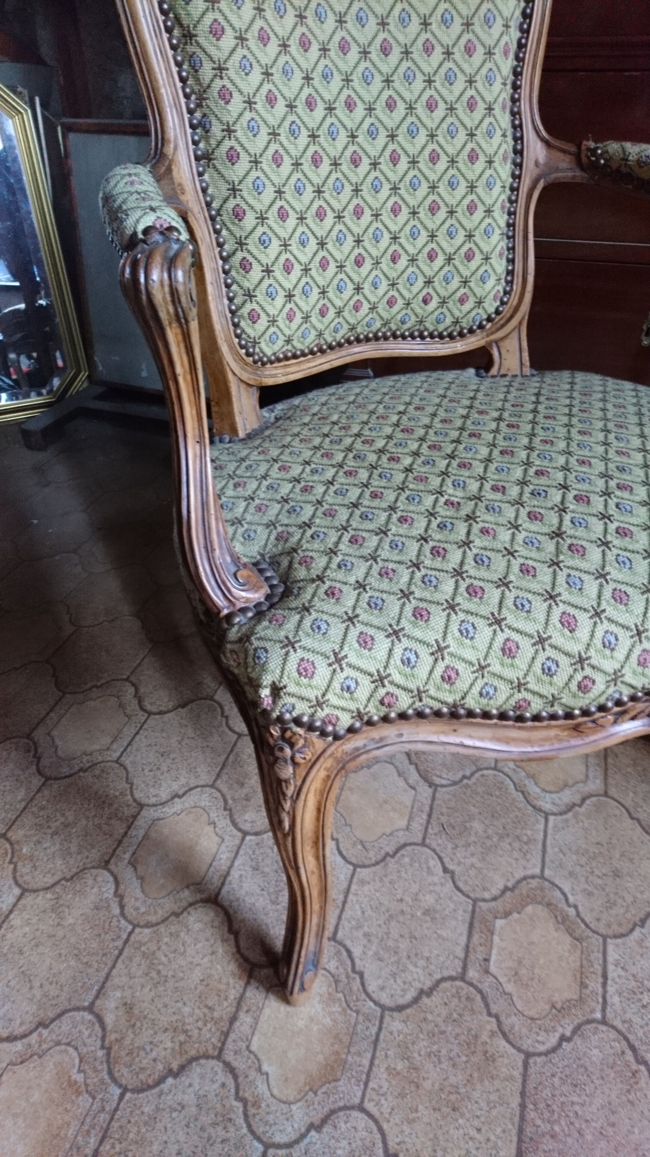 Louis XV convertible chair