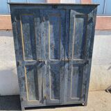 3-door wooden locker