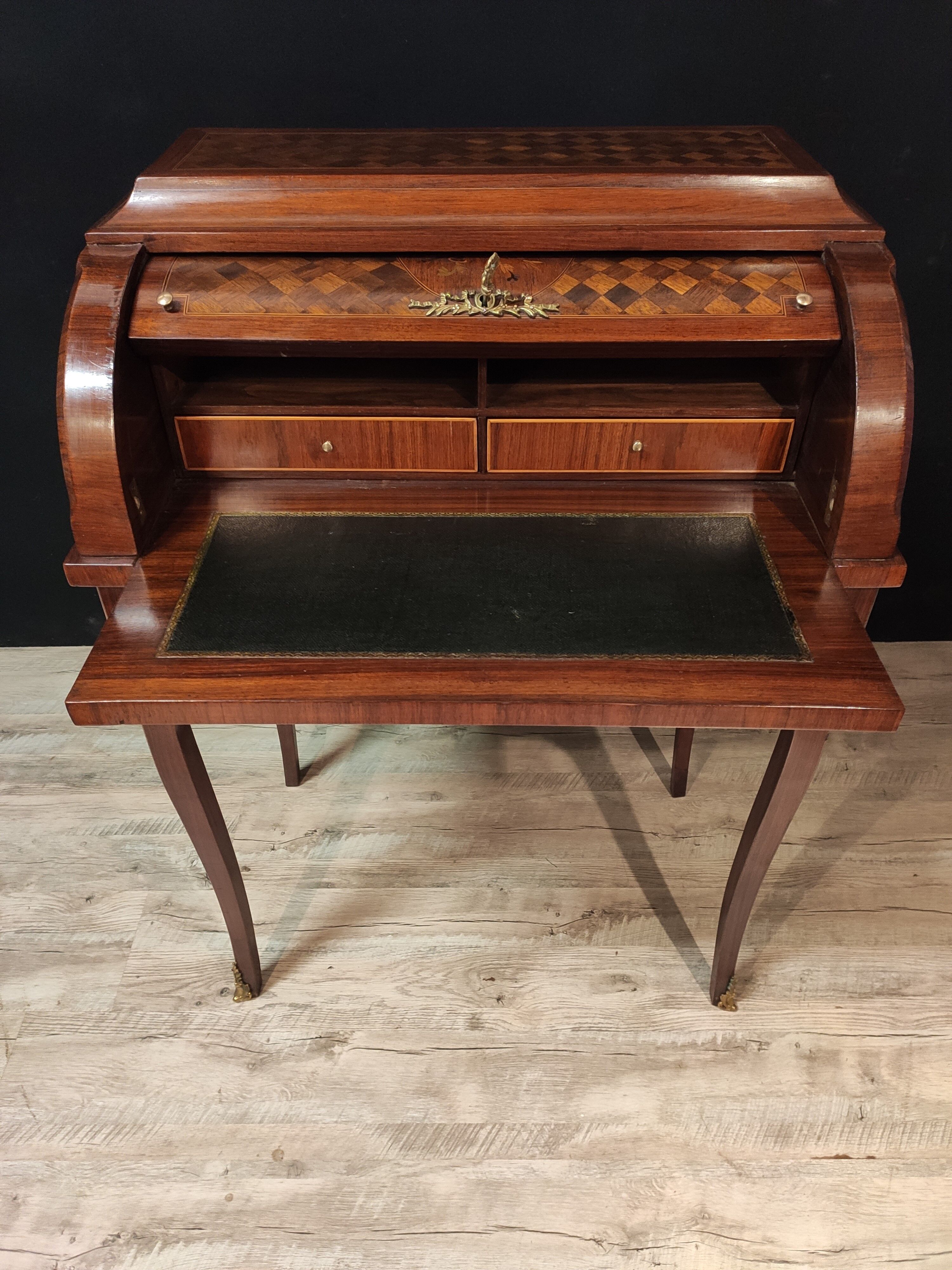 Desk at cylindre style Louis XV