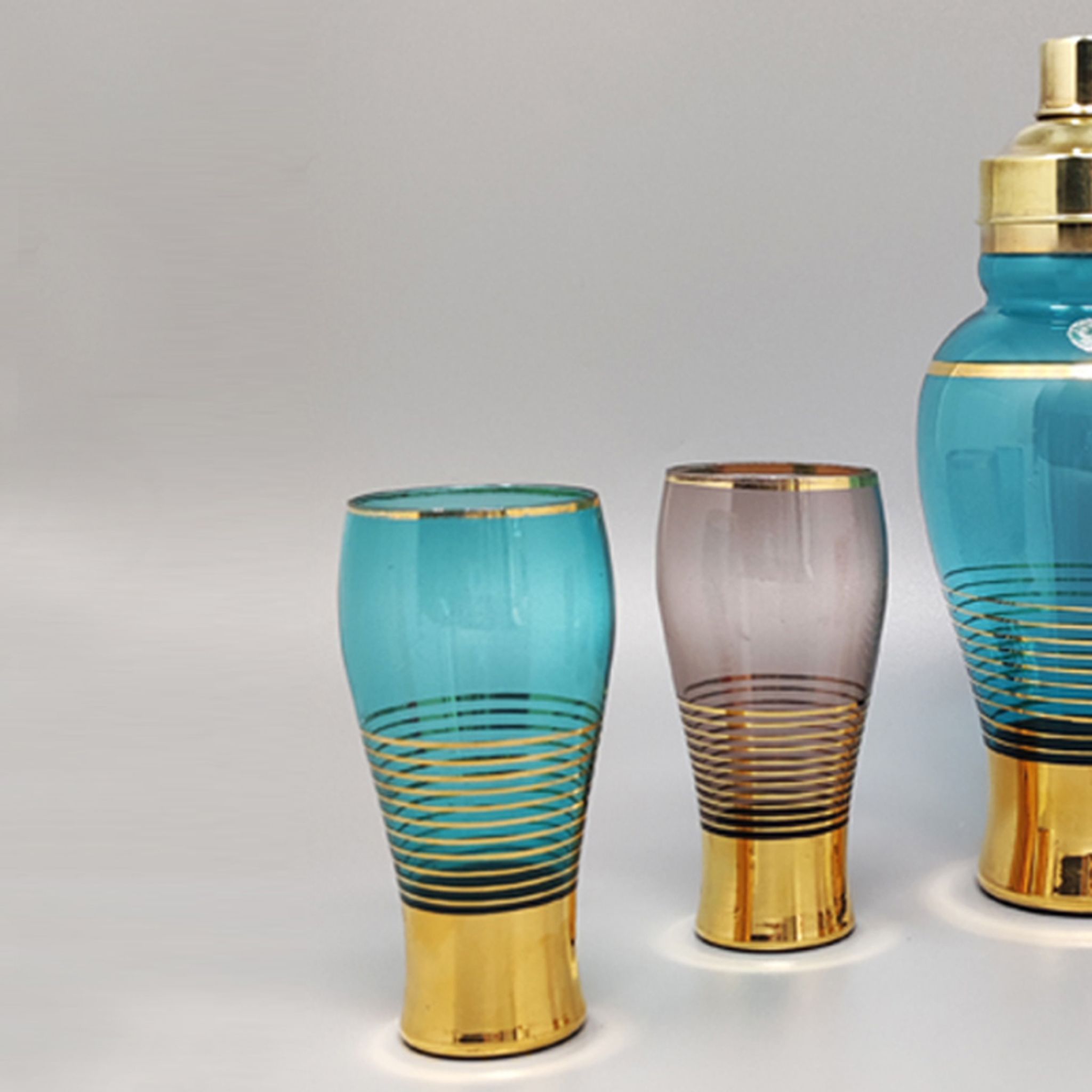 1960s gorgeous cocktail shaker set with four glasses in crystal