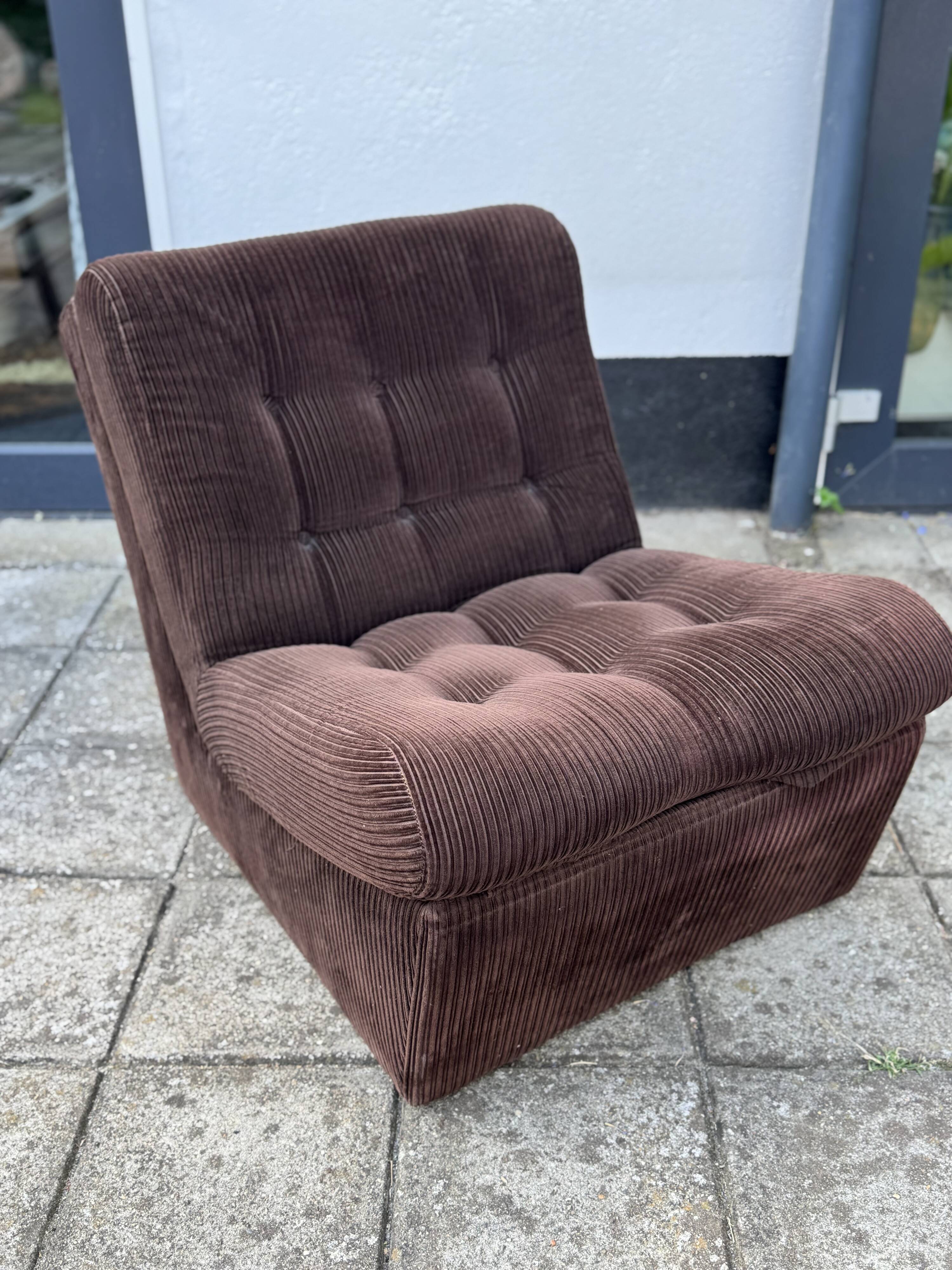 Vintage Corduroy Relax Chair