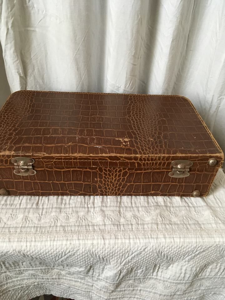 Small suitcase cardboard Brown imitation Croc of the 1950s
