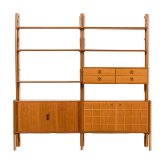 Fredrik A. Kayser teak free standing wall unit for Gustav Bahus, Norway 196