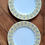 Four Pagnossin dinner plates. Italy