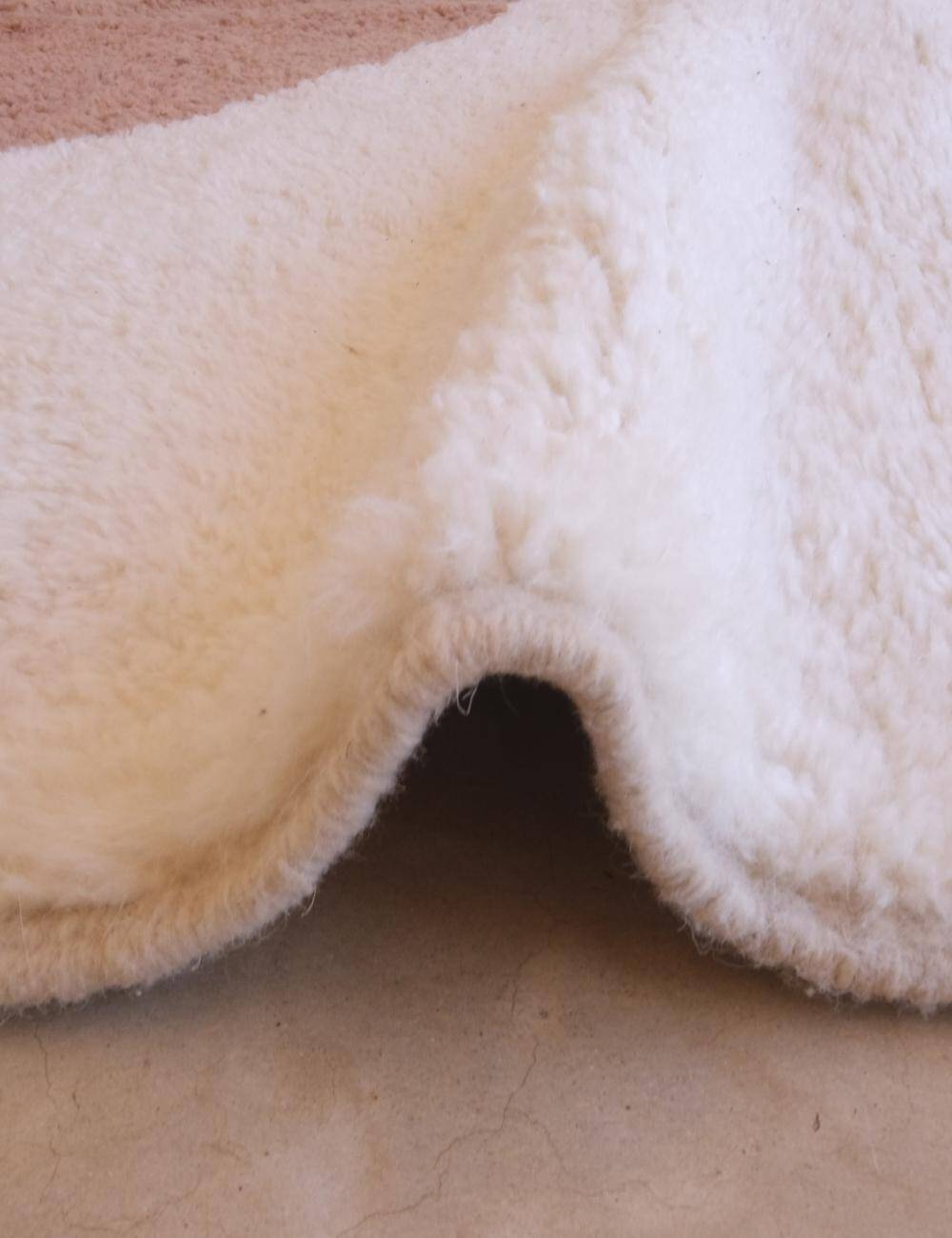 Contemporary wool rug - 351 x 255 cm