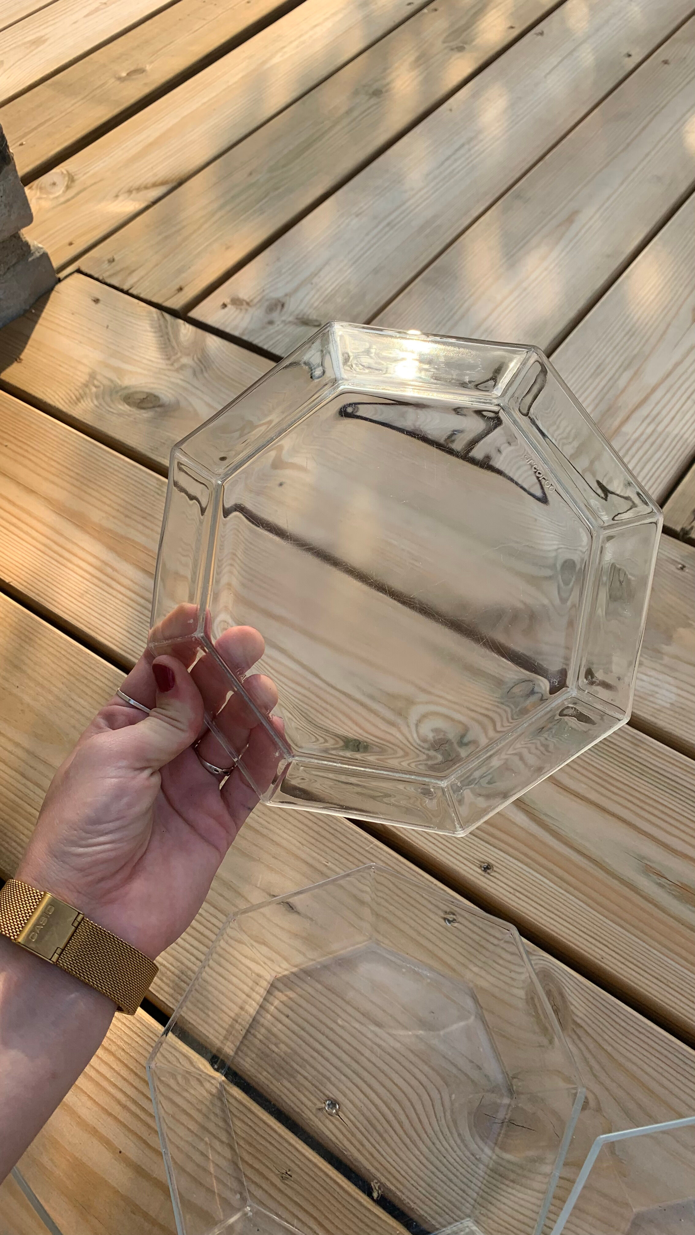 Transparent arcoroc plates