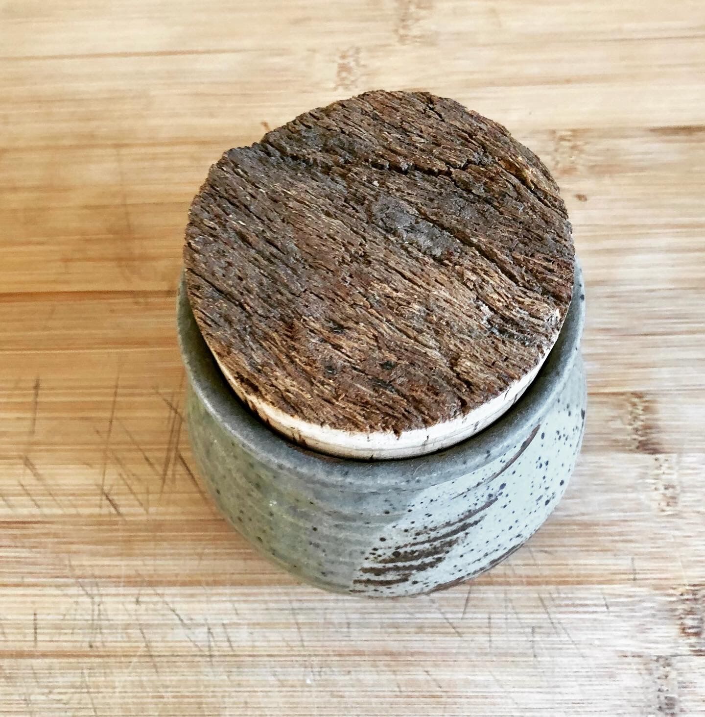 Sandstone pot