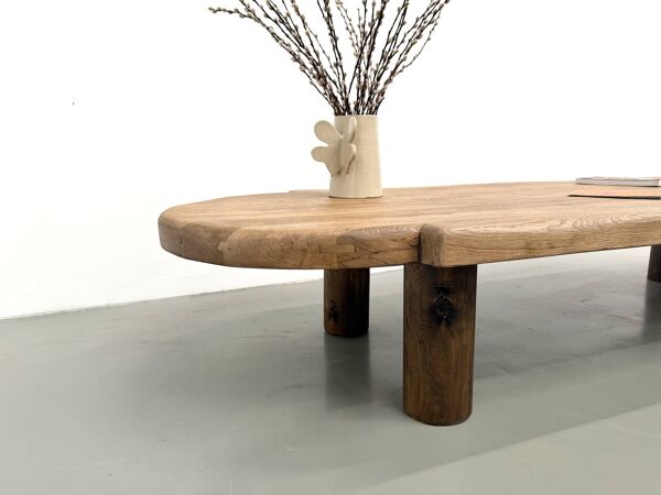 Table basse XXL ovale en chêne massif, piètement cylindrique, années 50