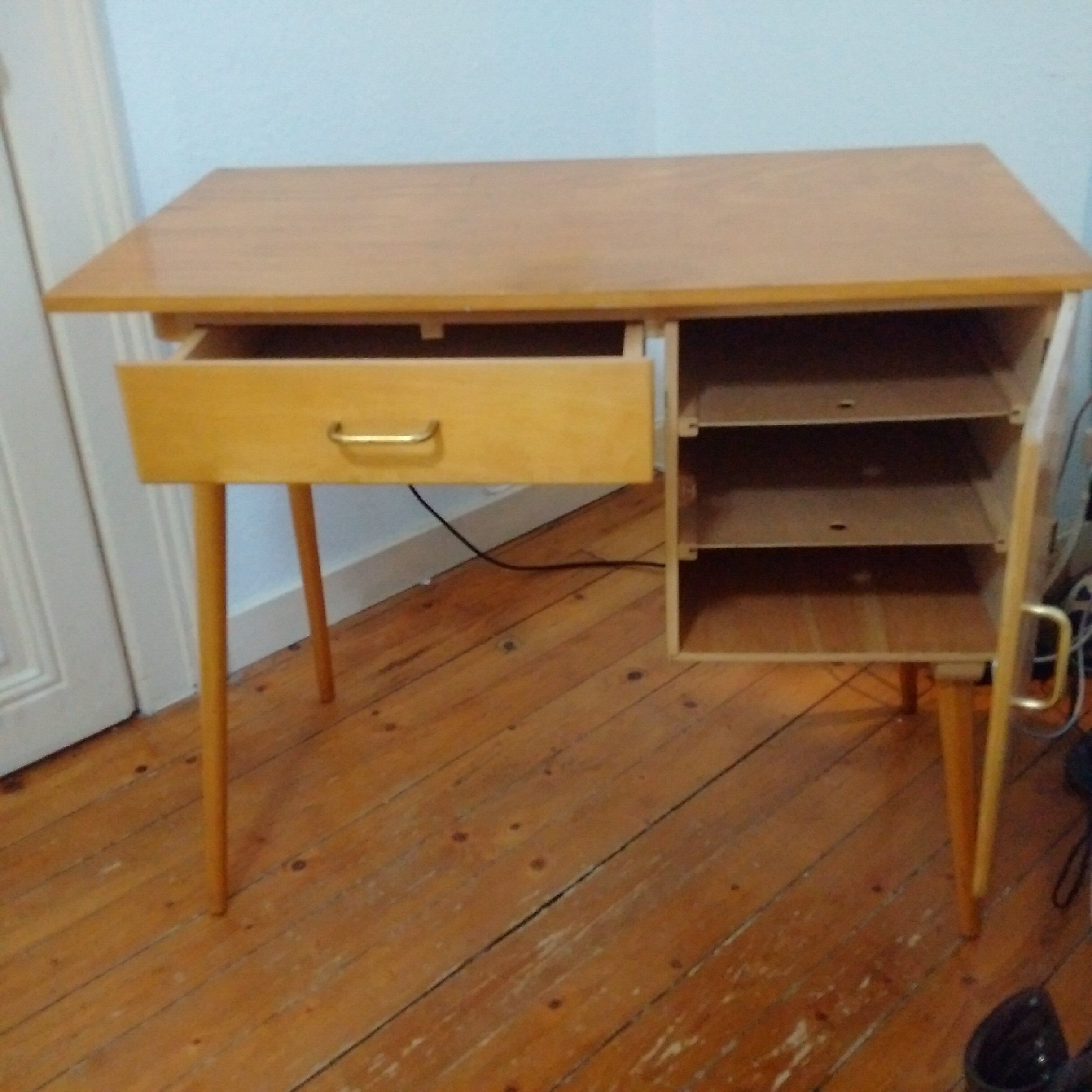 Vintage desk Baumann foot compass