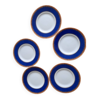 Plate