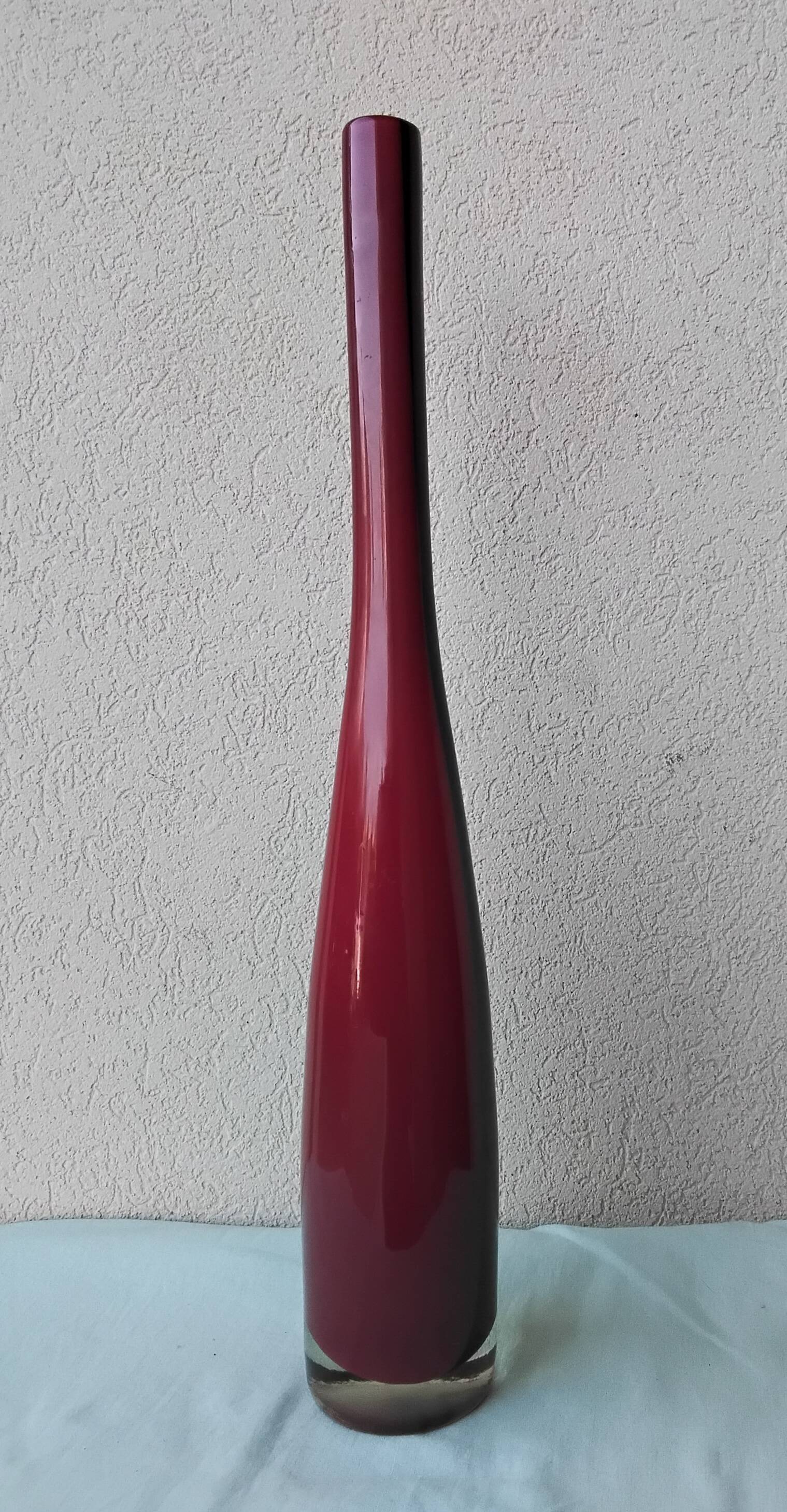 Single-stem glass vase
