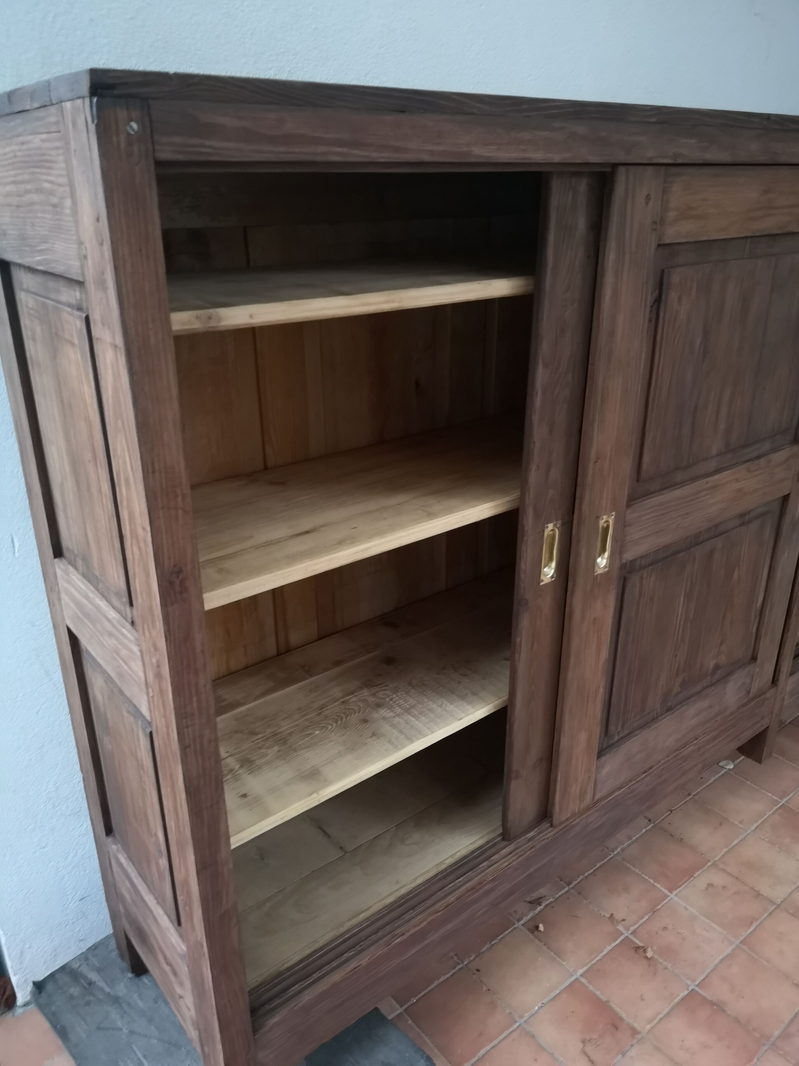 Fir craft furniture with 4 sliding doors