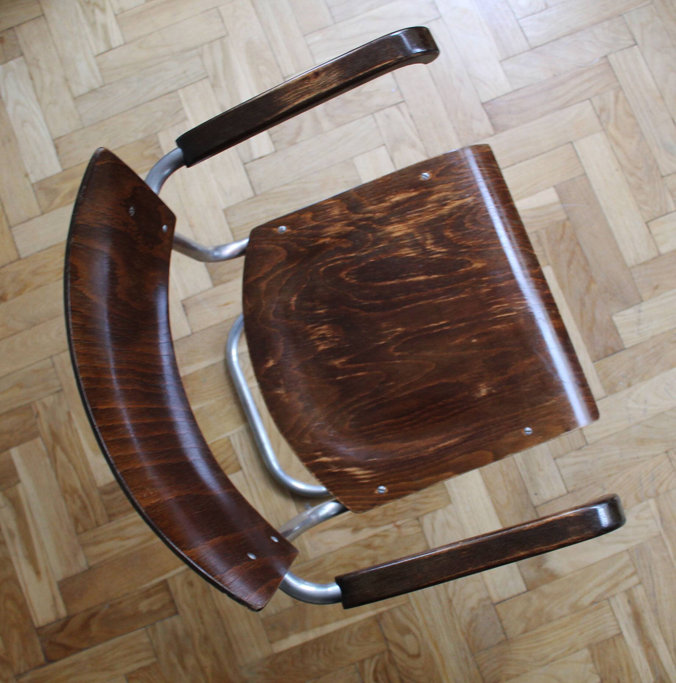 Modernist Cantilever Chair