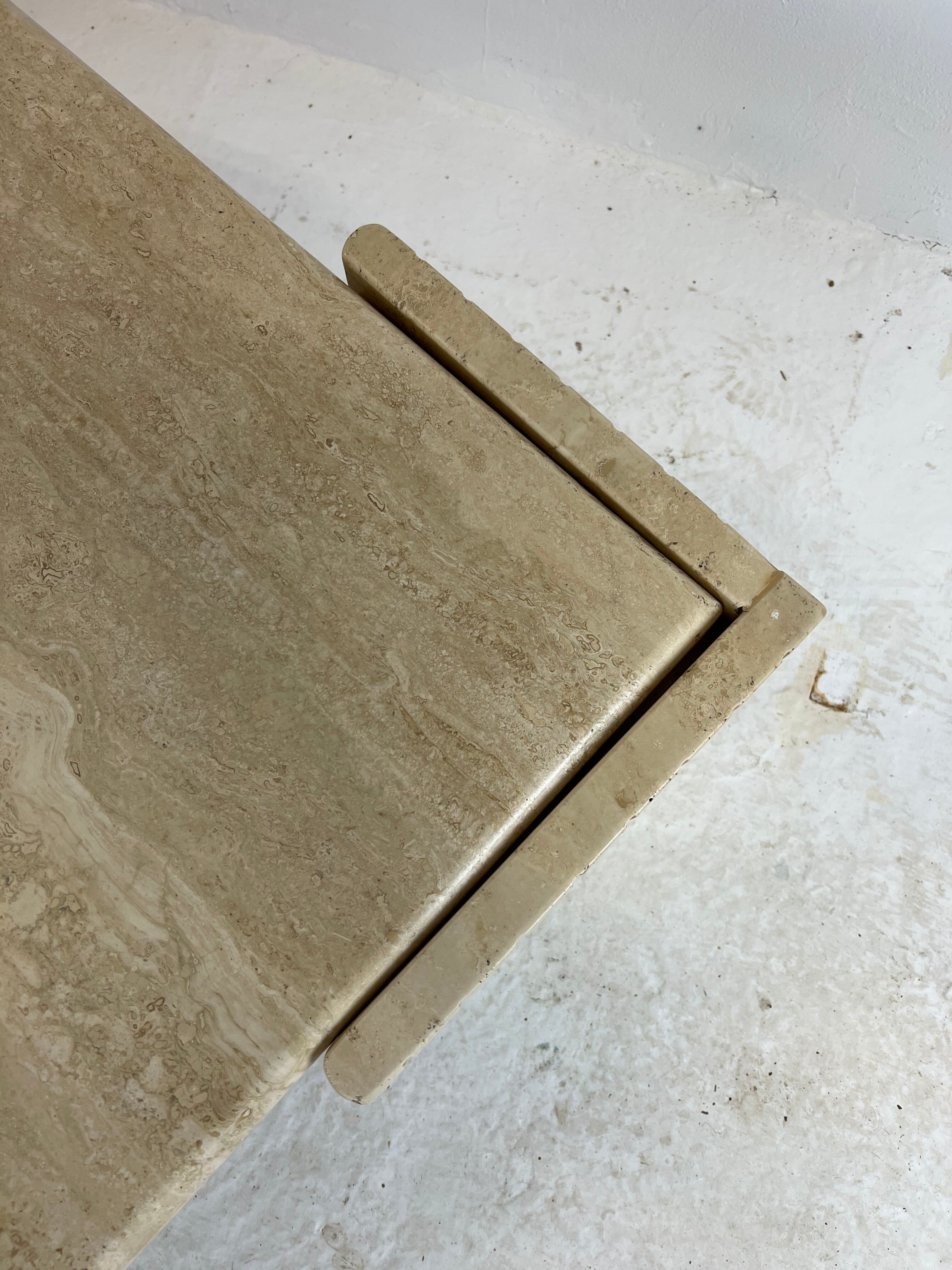 Coffee table Roche Bobois "eye" in travertine, 1970