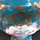 Pair of vases with porcelain lids from Paris, late 19th century