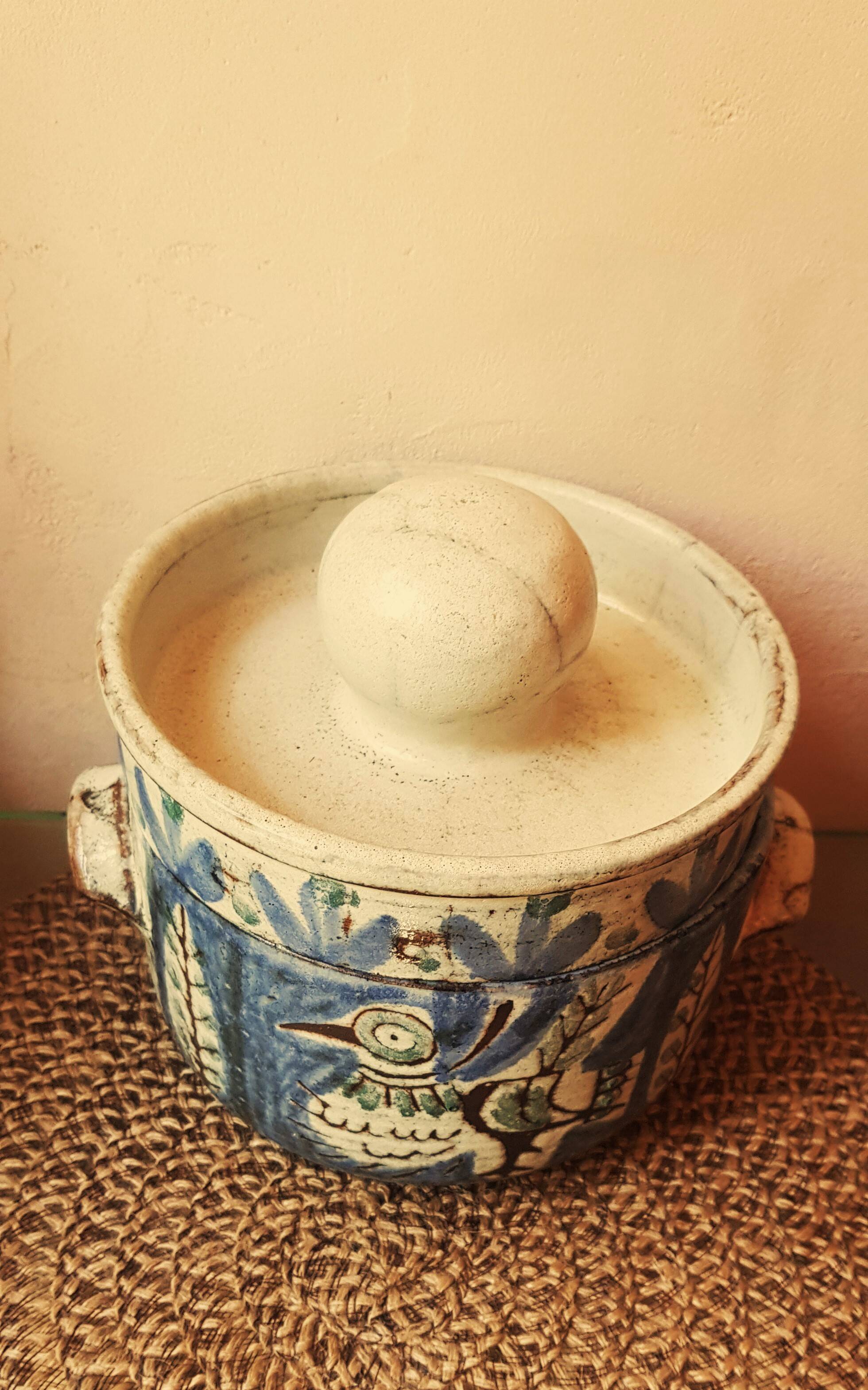 Covered pot Atelier Le murier Derval Reynaud vintage Vallauris