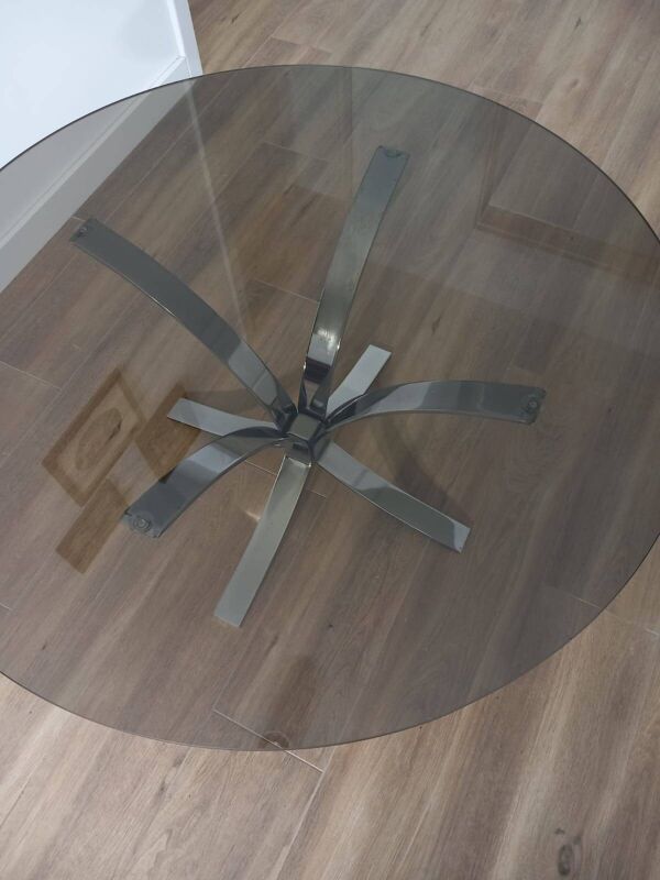 Table basse des années 1970 en Autriche