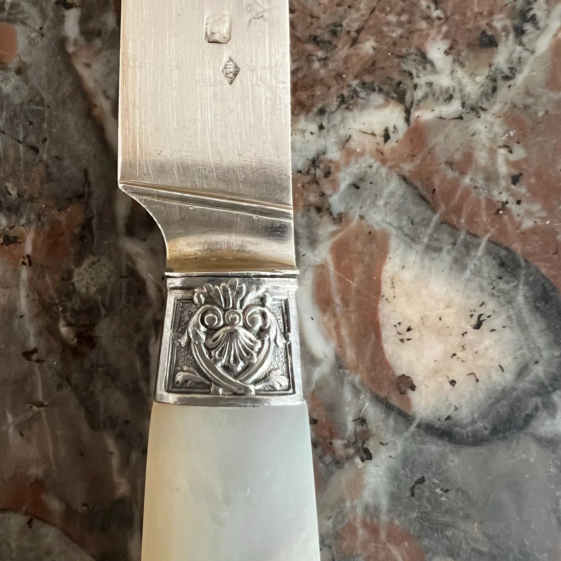 6 mother-of-pearl and sterling silver fruit knives, Hénin & Vivier (1891-1896)