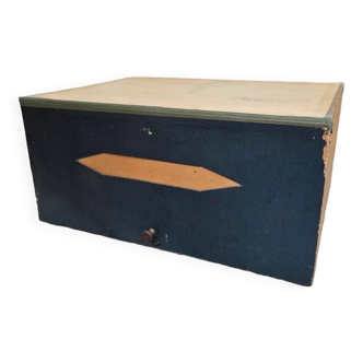 Old notary binder box - 10