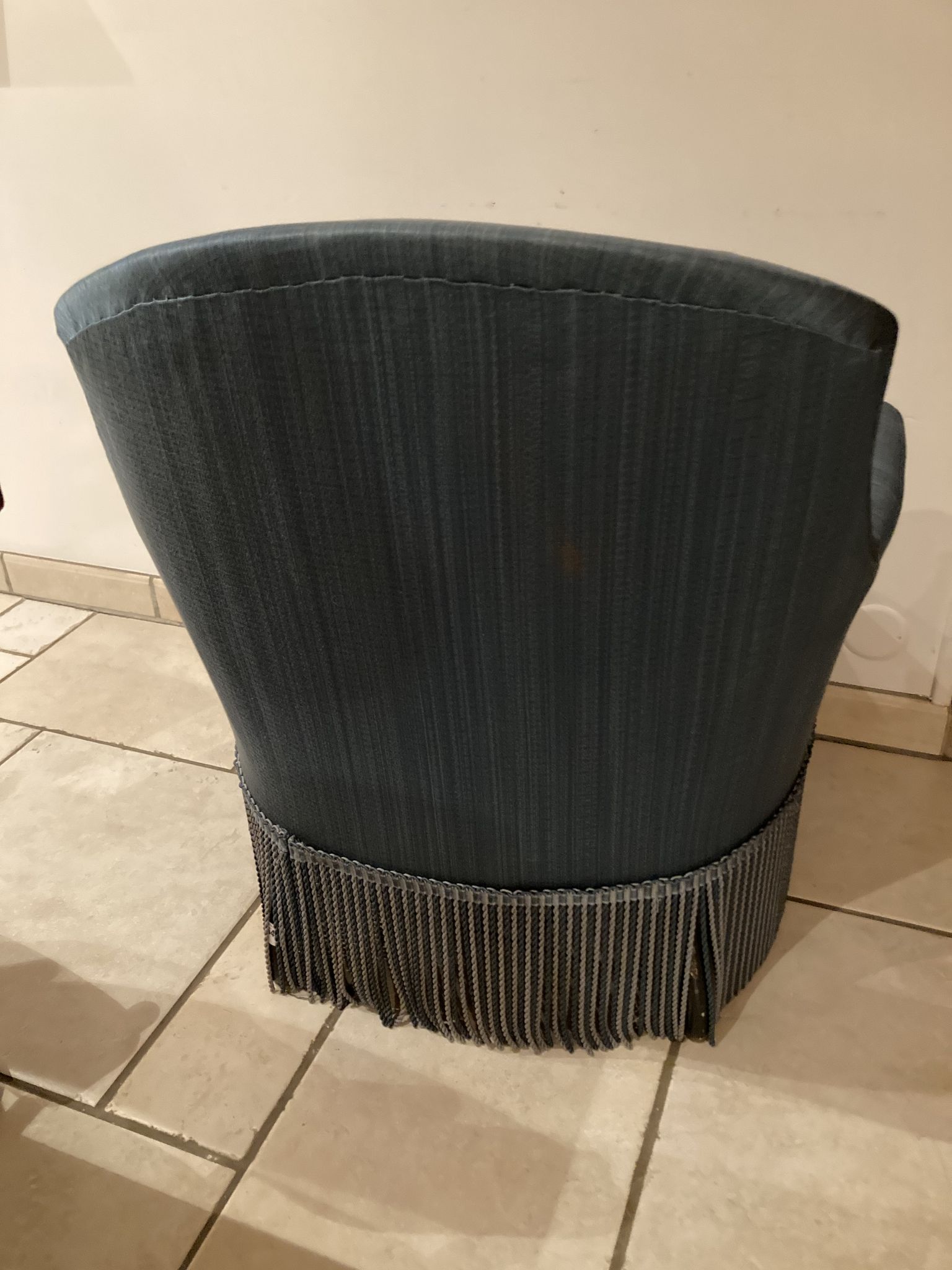 Blue toad armchair