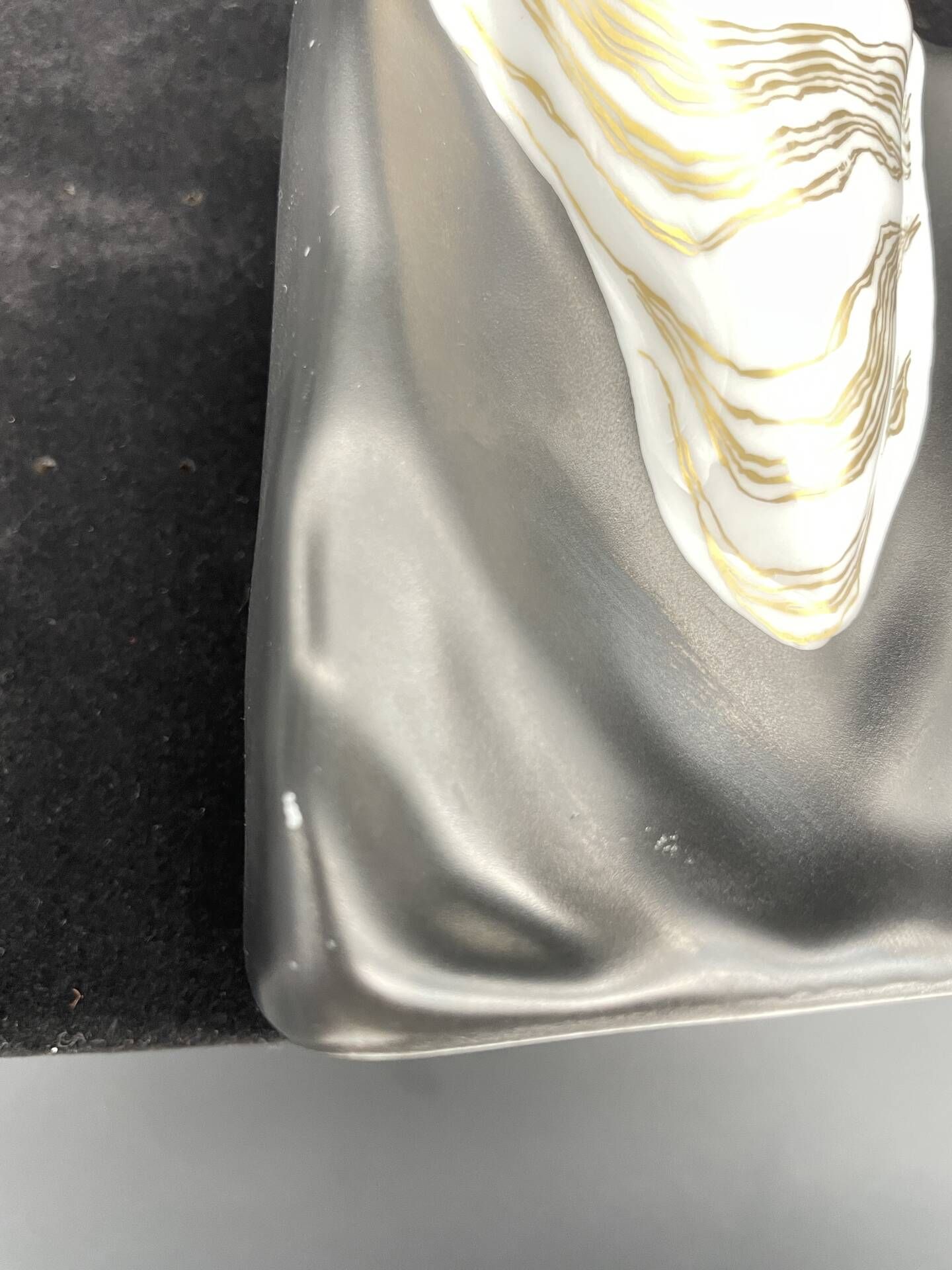Sculptural vintage vase Eschenbach Bavaria – black and white porcelain