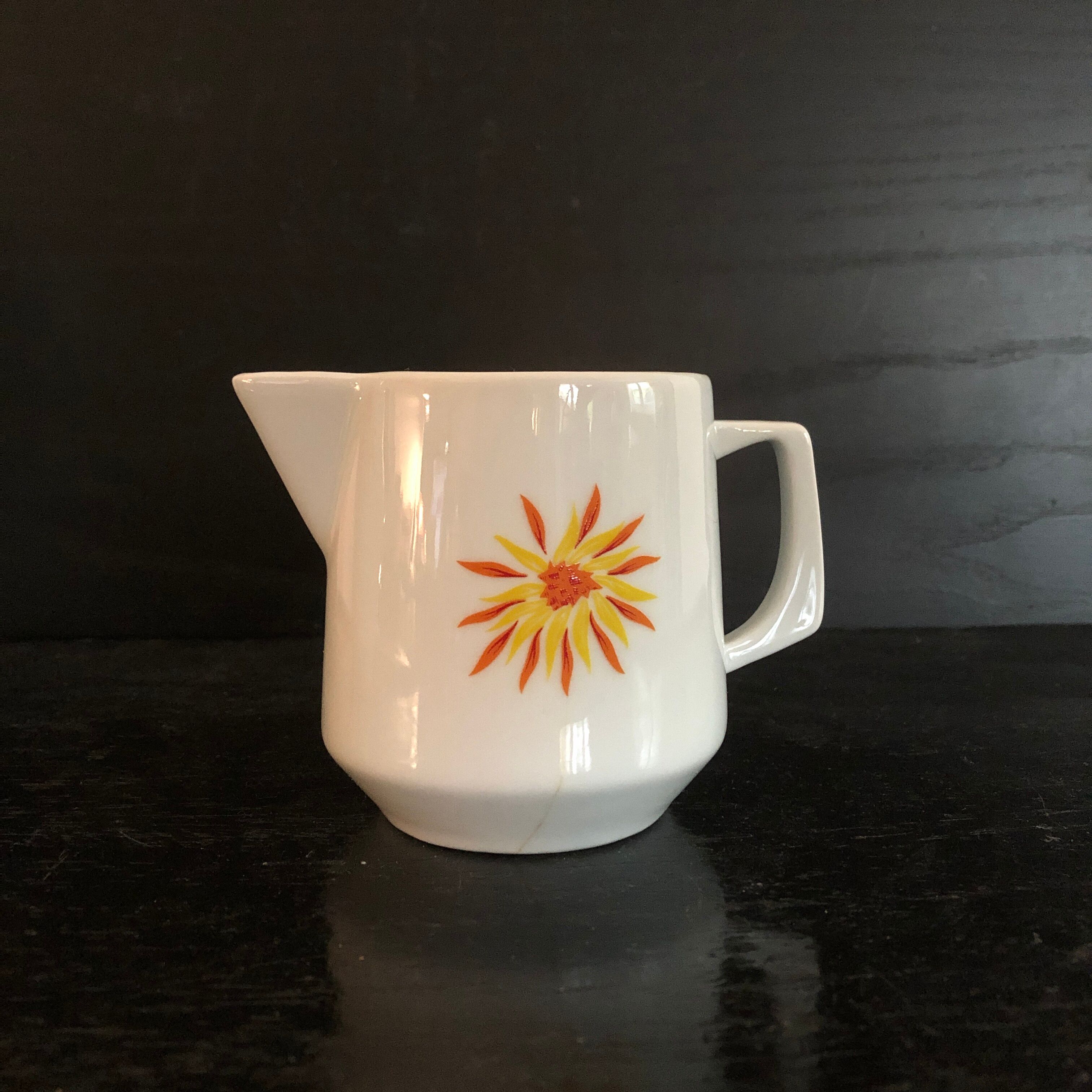 Cafetière et pot à lait