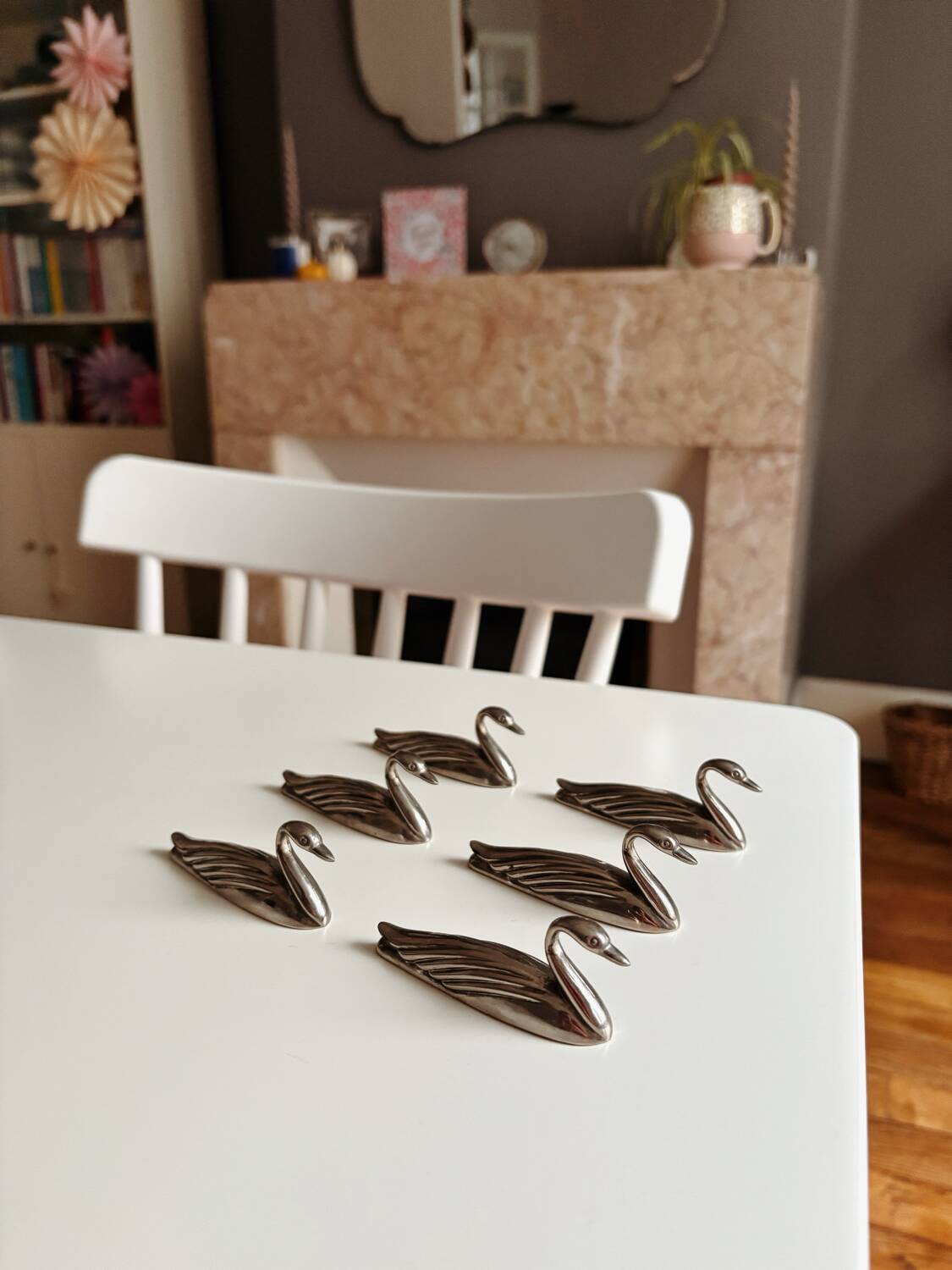 Set of 6 vintage silver-plated metal swan knife rests