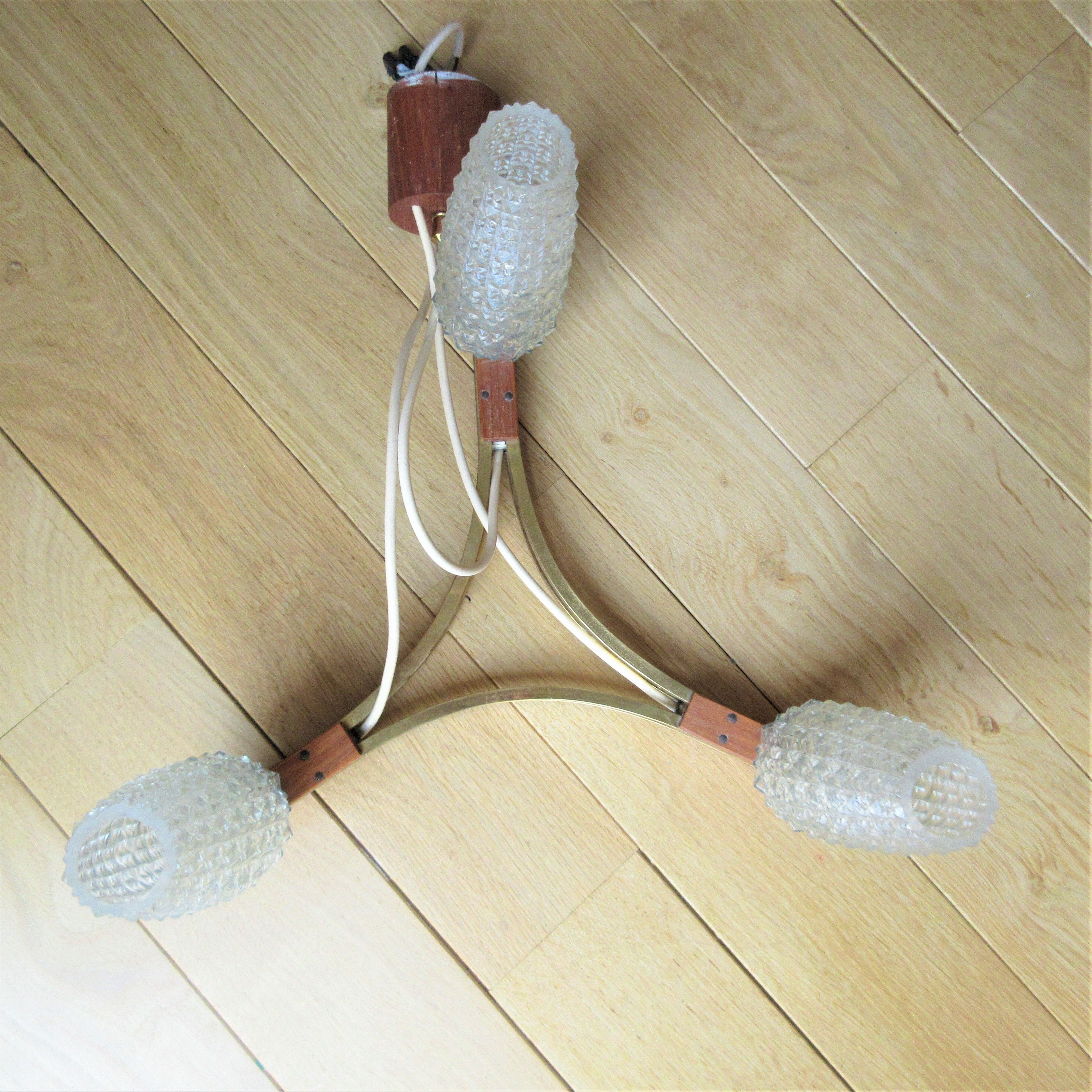 Set of 3-branched chandelier wood/brass/glass, 50-60s