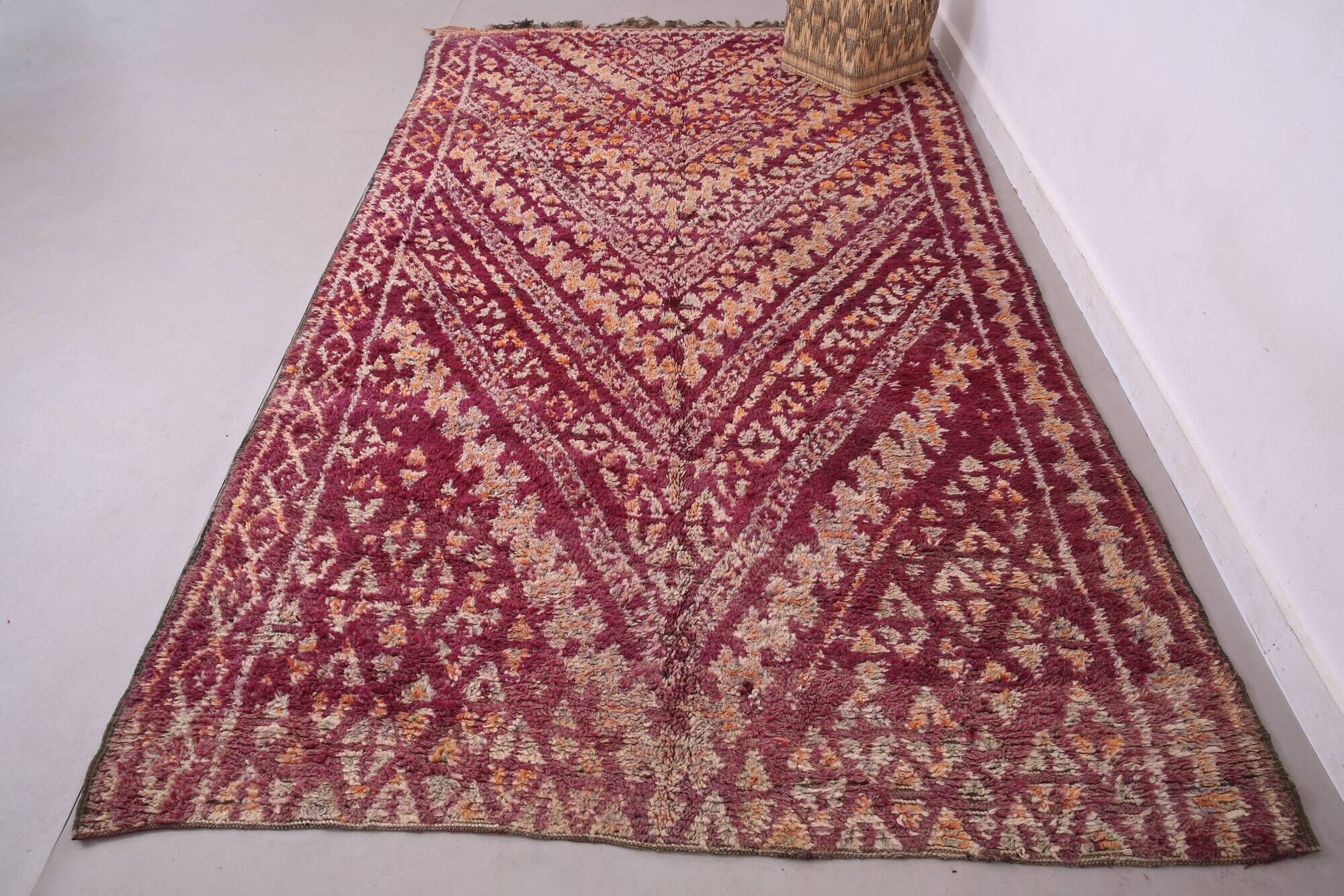 Burgundy Vintage Moroccan rug 183 x 321 cm - Berber Wool Rug - Handmade Rug