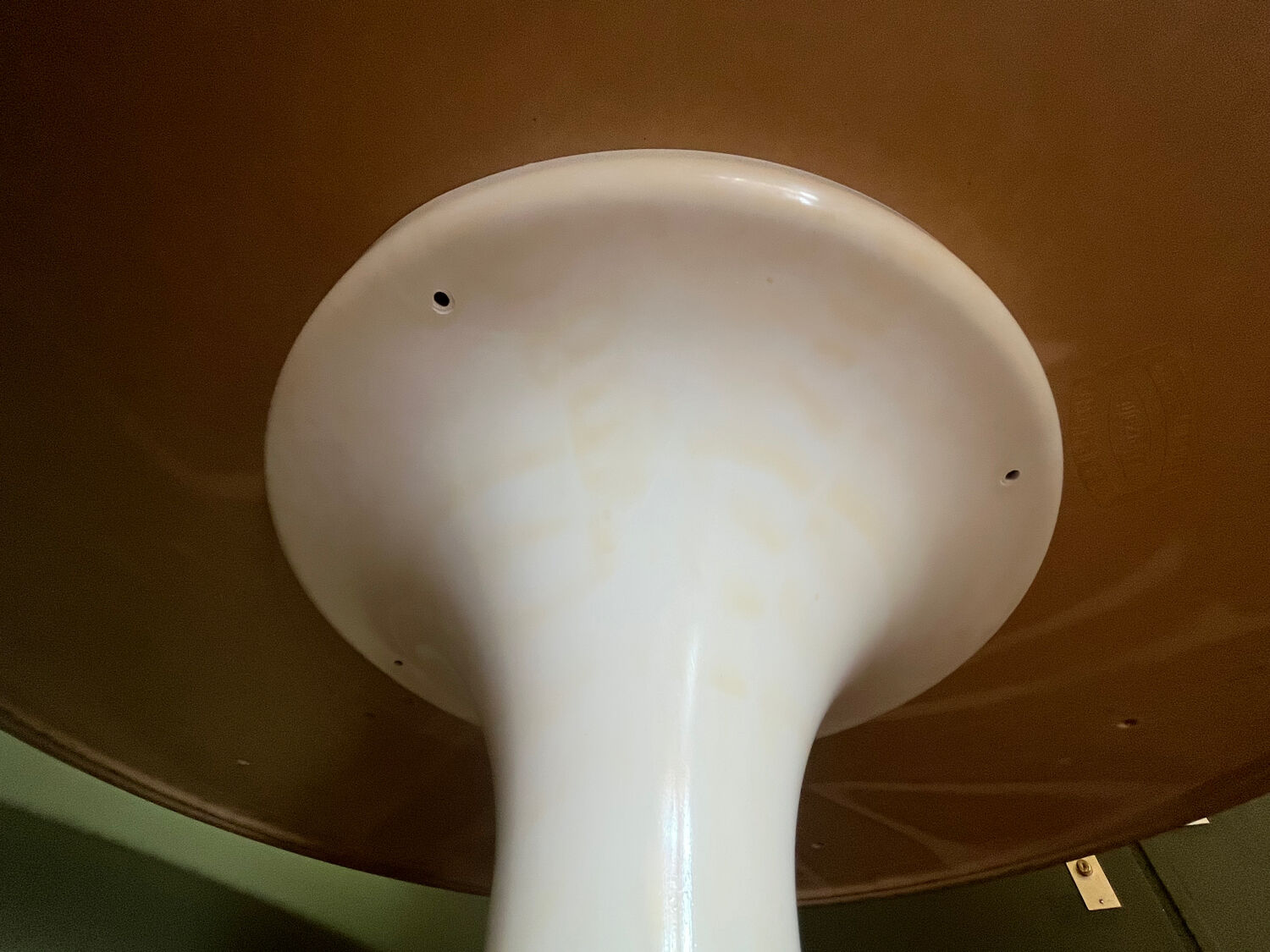 Vintage tulip round table Werzalit