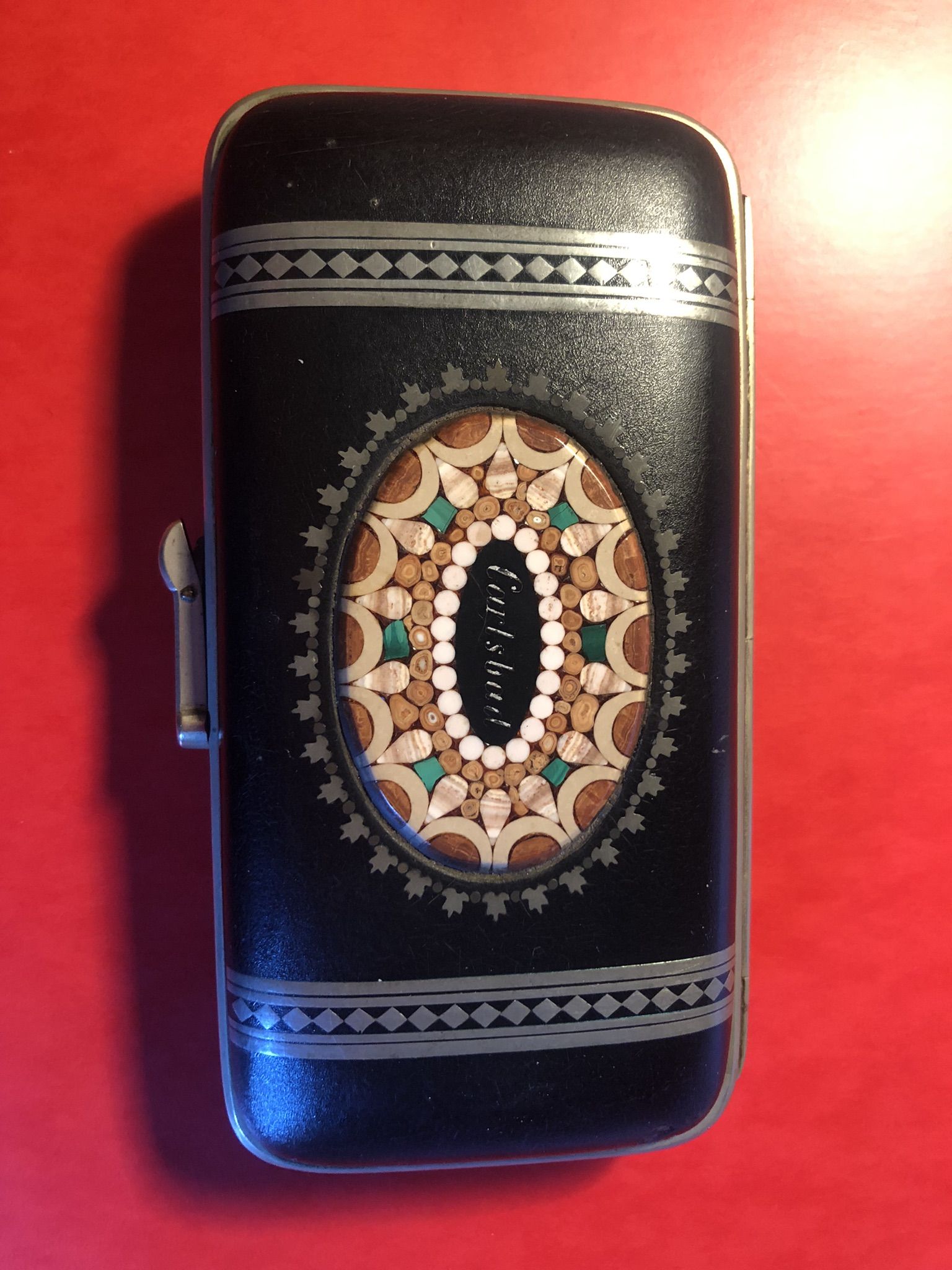 Etui à cigarettes
