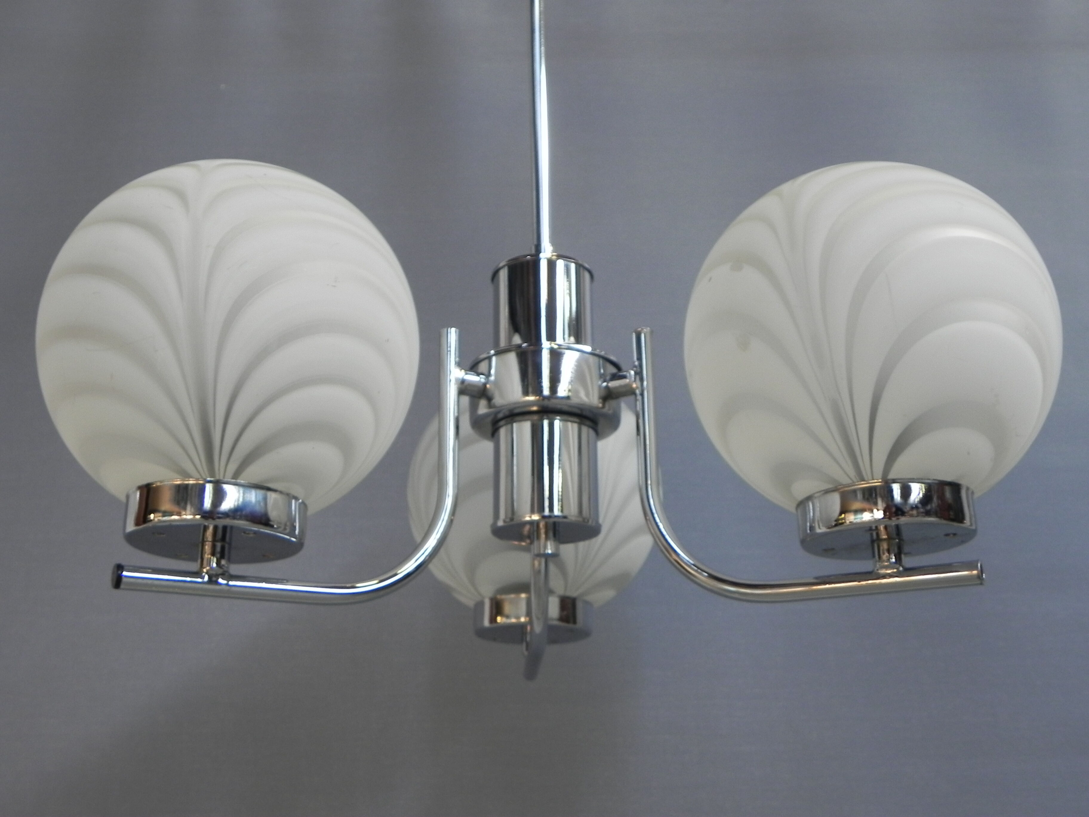 Vintage chandelier with 3 globes