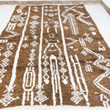 Moroccan Berbere carpet 284x180cm