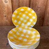 Set of 8 old Digoin Sarreguemines plates, yellow Scottish model