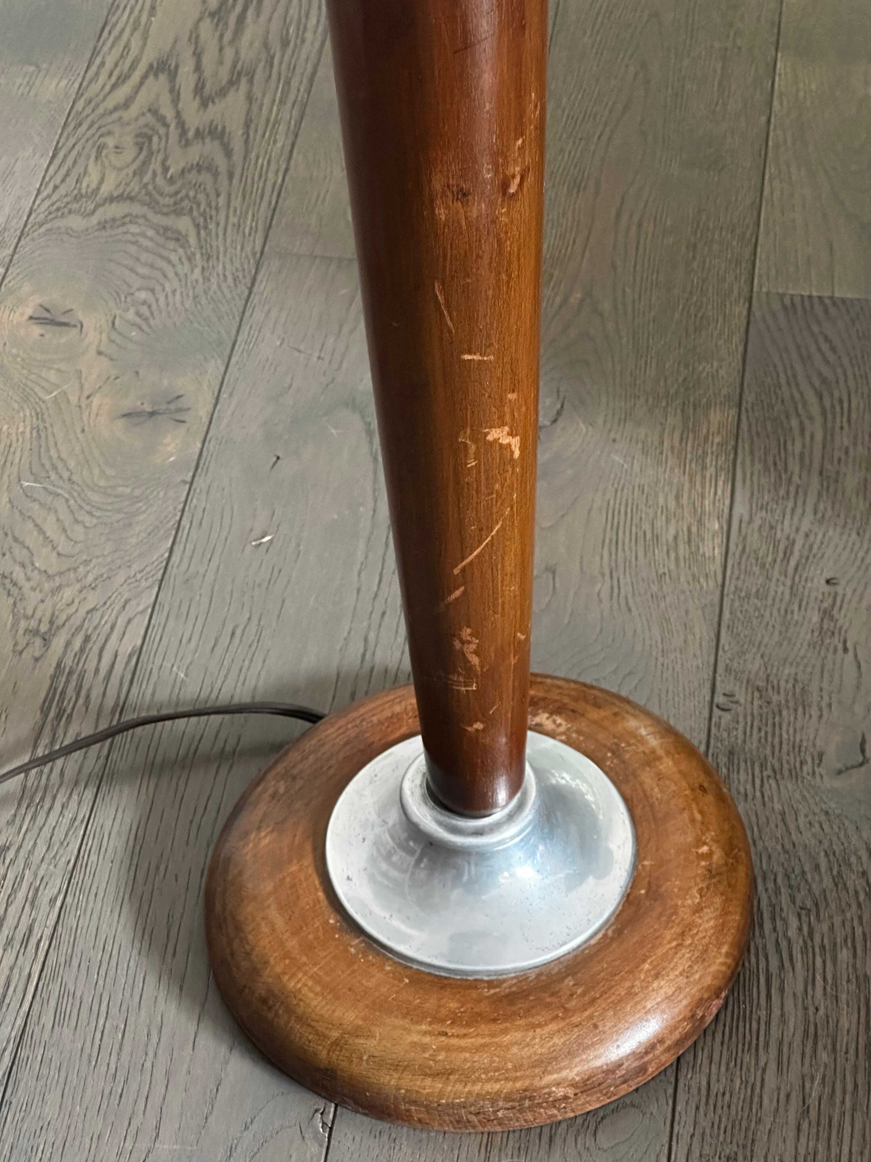 Mid-century lamp base in wood and metal