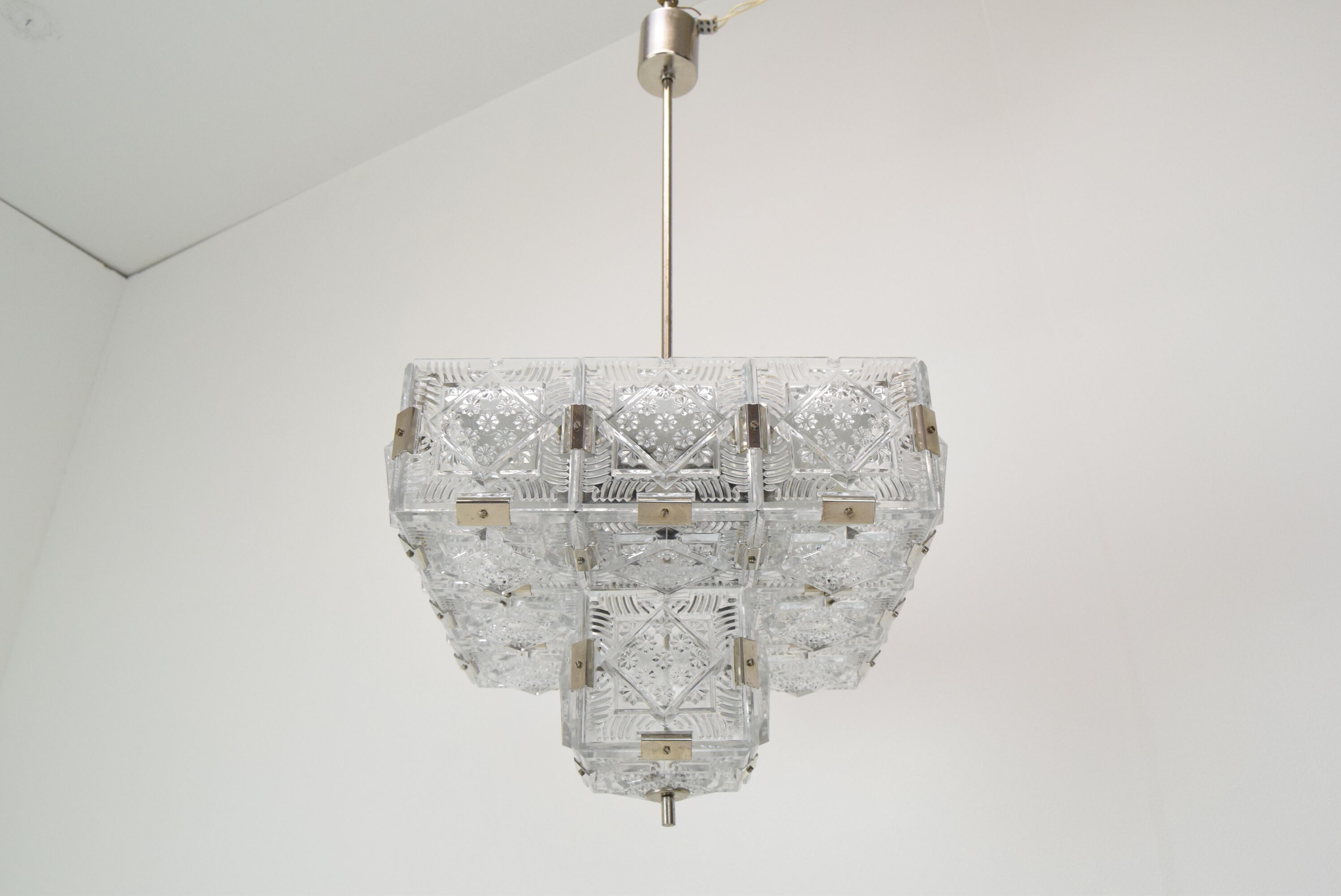 Mid-century glass pendant by Jaroslav Bejvl for Kamenicky Senov années 1960