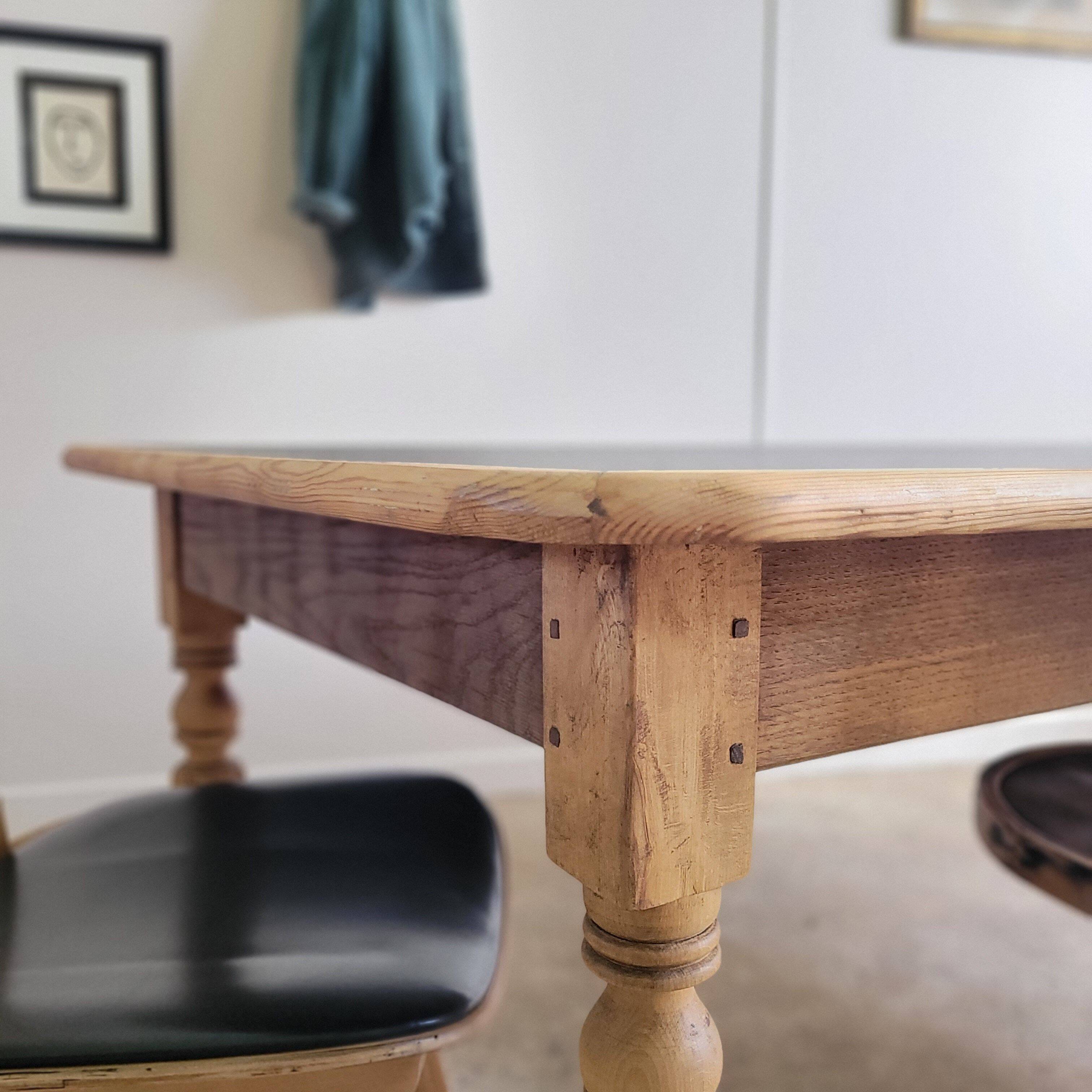 Farmhouse table